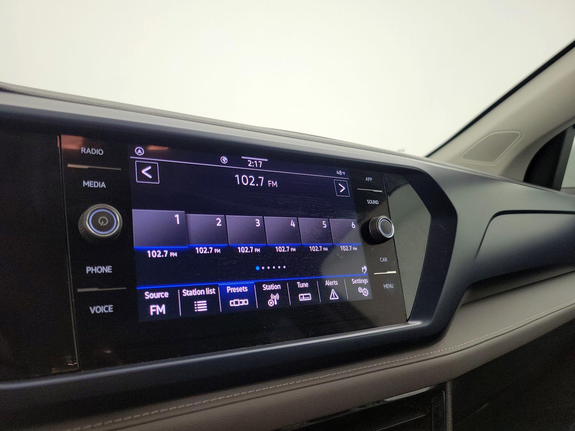 Thumbnail: 2024 Volkswagen Taos - 15