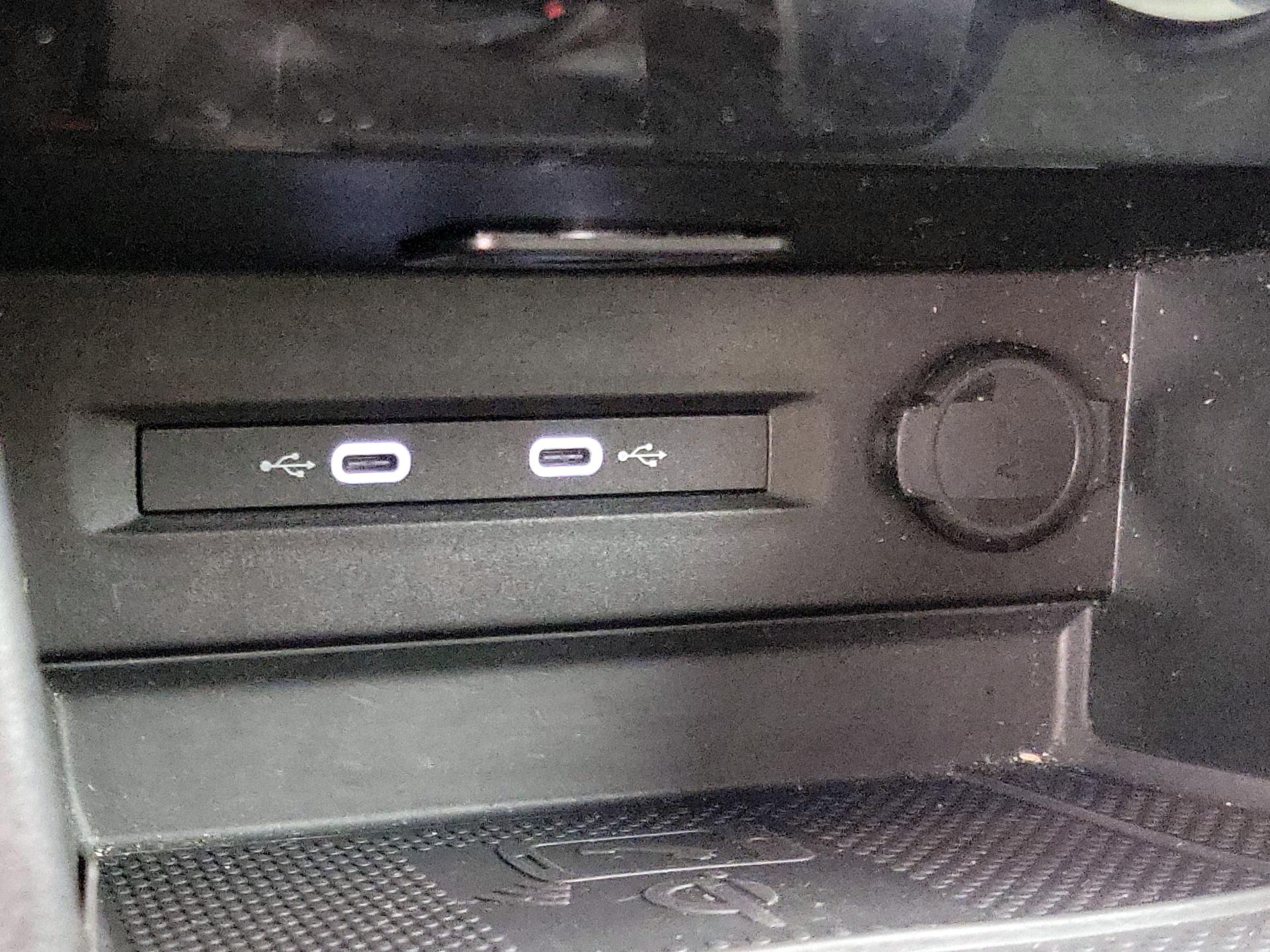 Thumbnail: 2024 Volkswagen Taos - 18