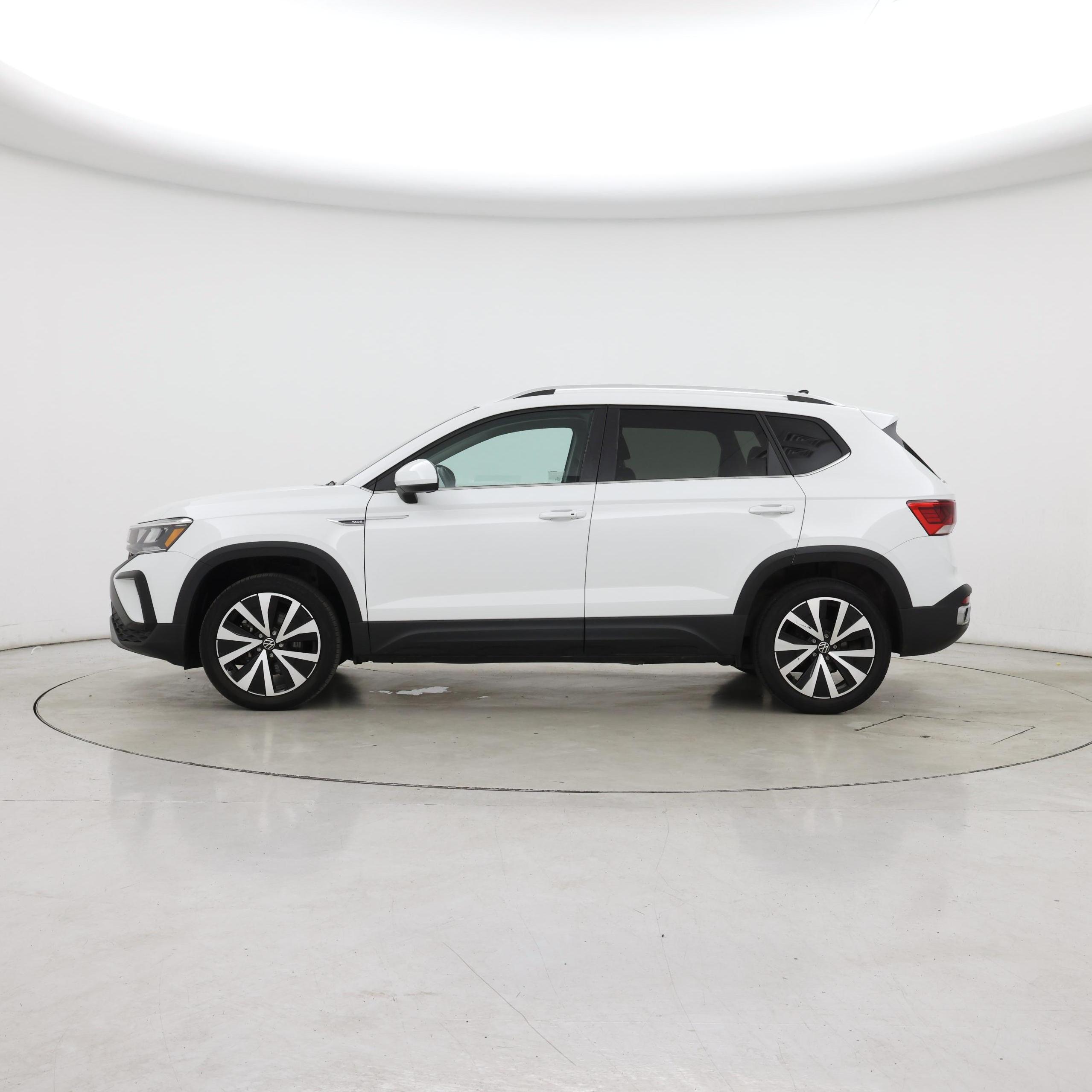 Thumbnail: 2024 Volkswagen Taos - 3