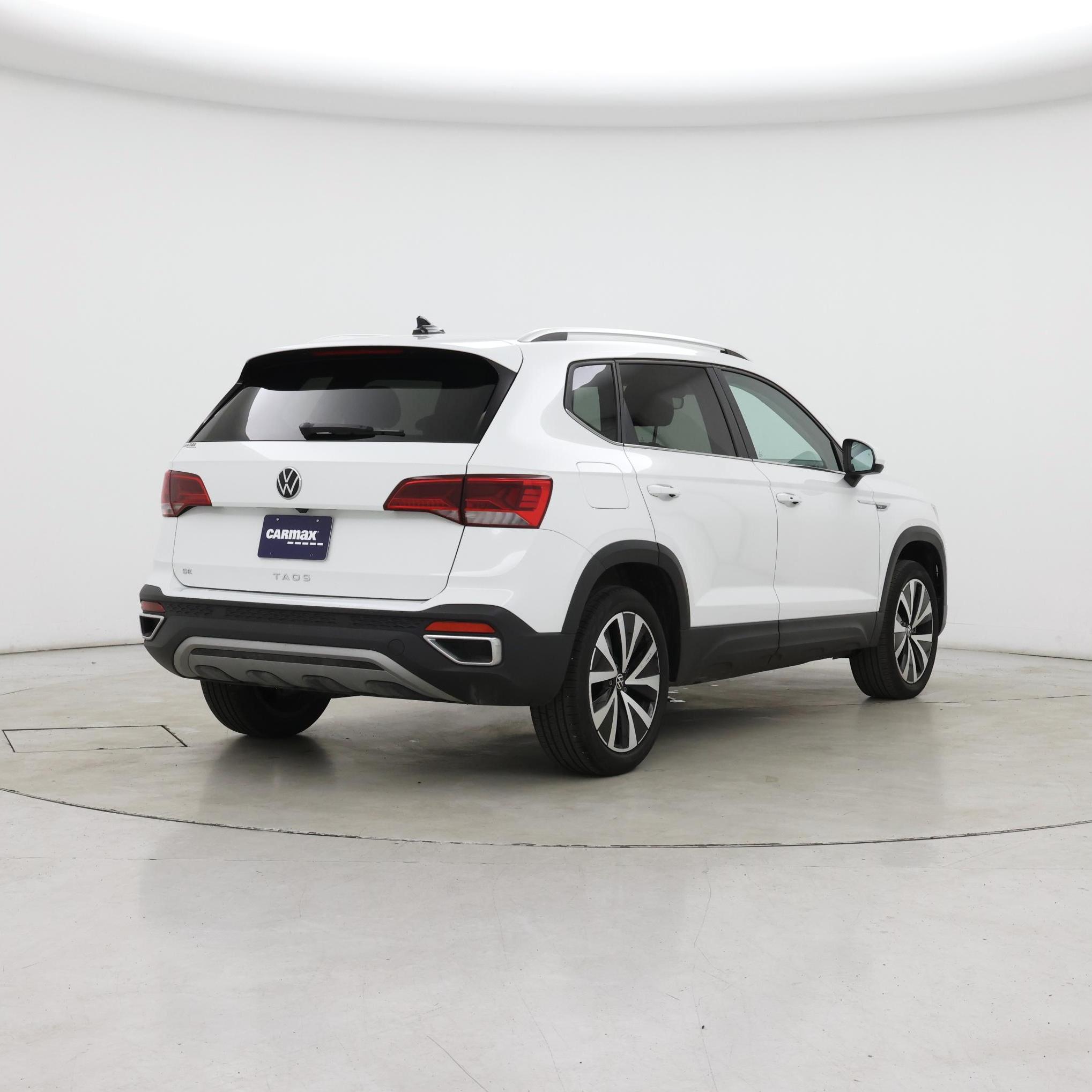 Thumbnail: 2024 Volkswagen Taos - 8