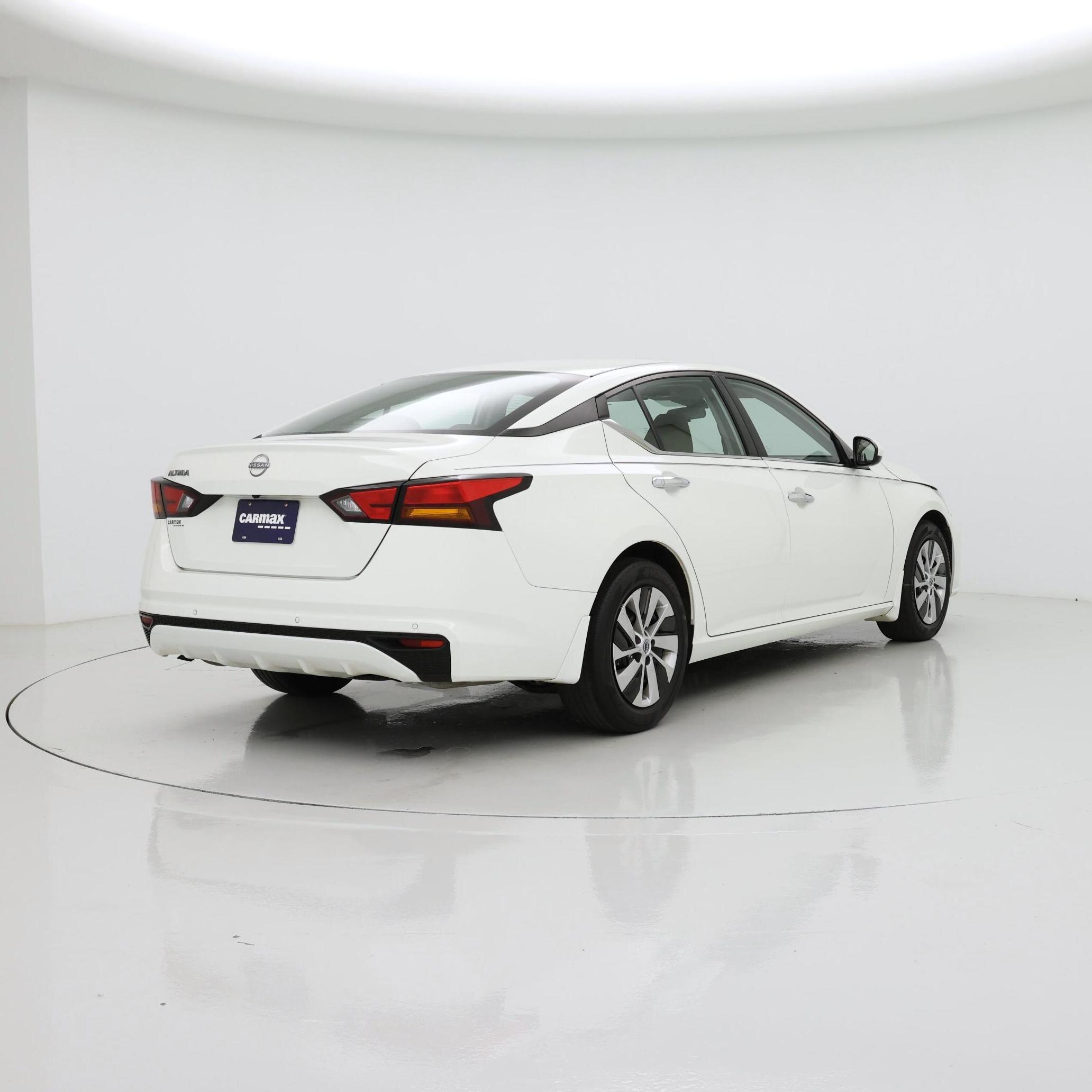 Thumbnail: 2023 Nissan Altima - 8