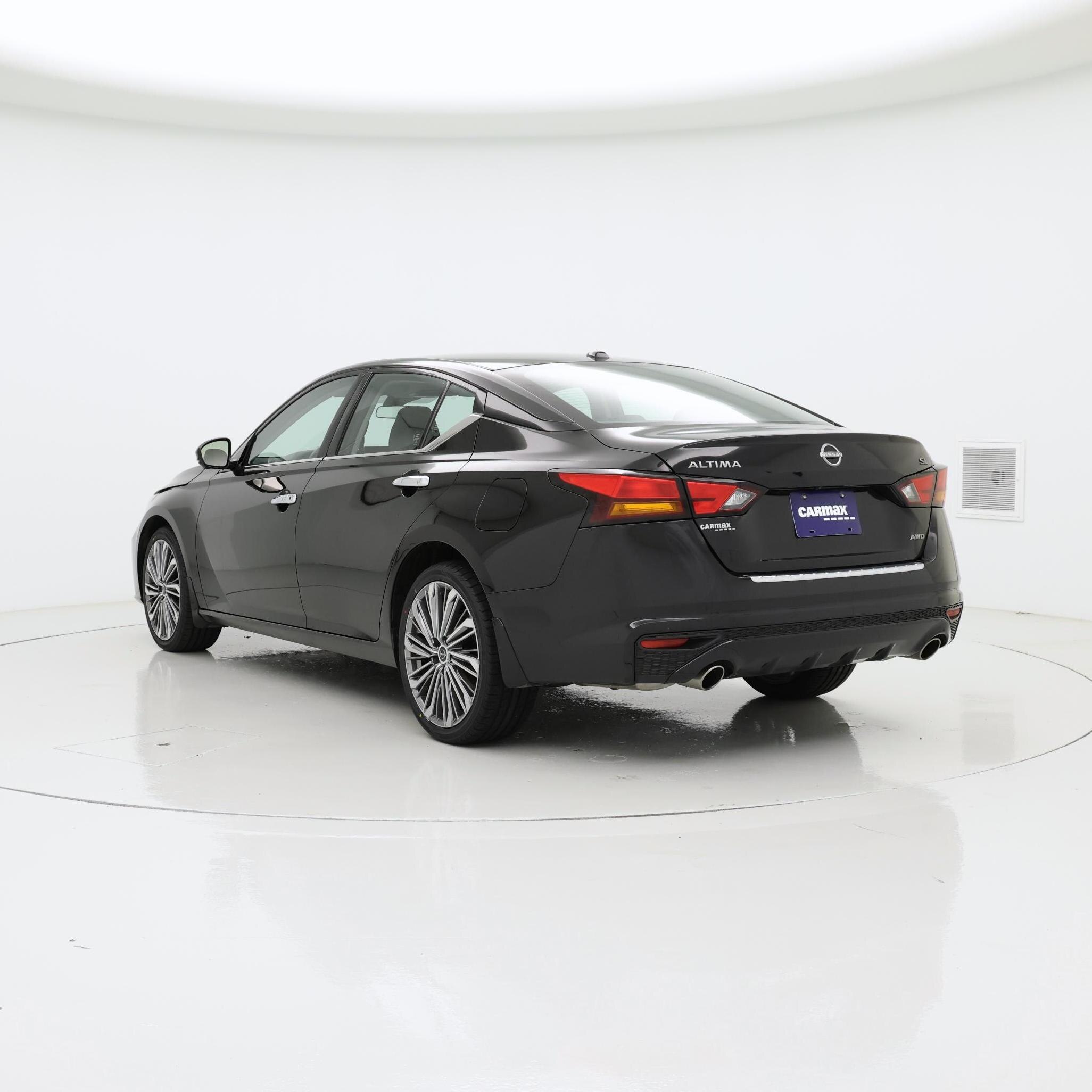 Thumbnail: 2023 Nissan Altima - 2