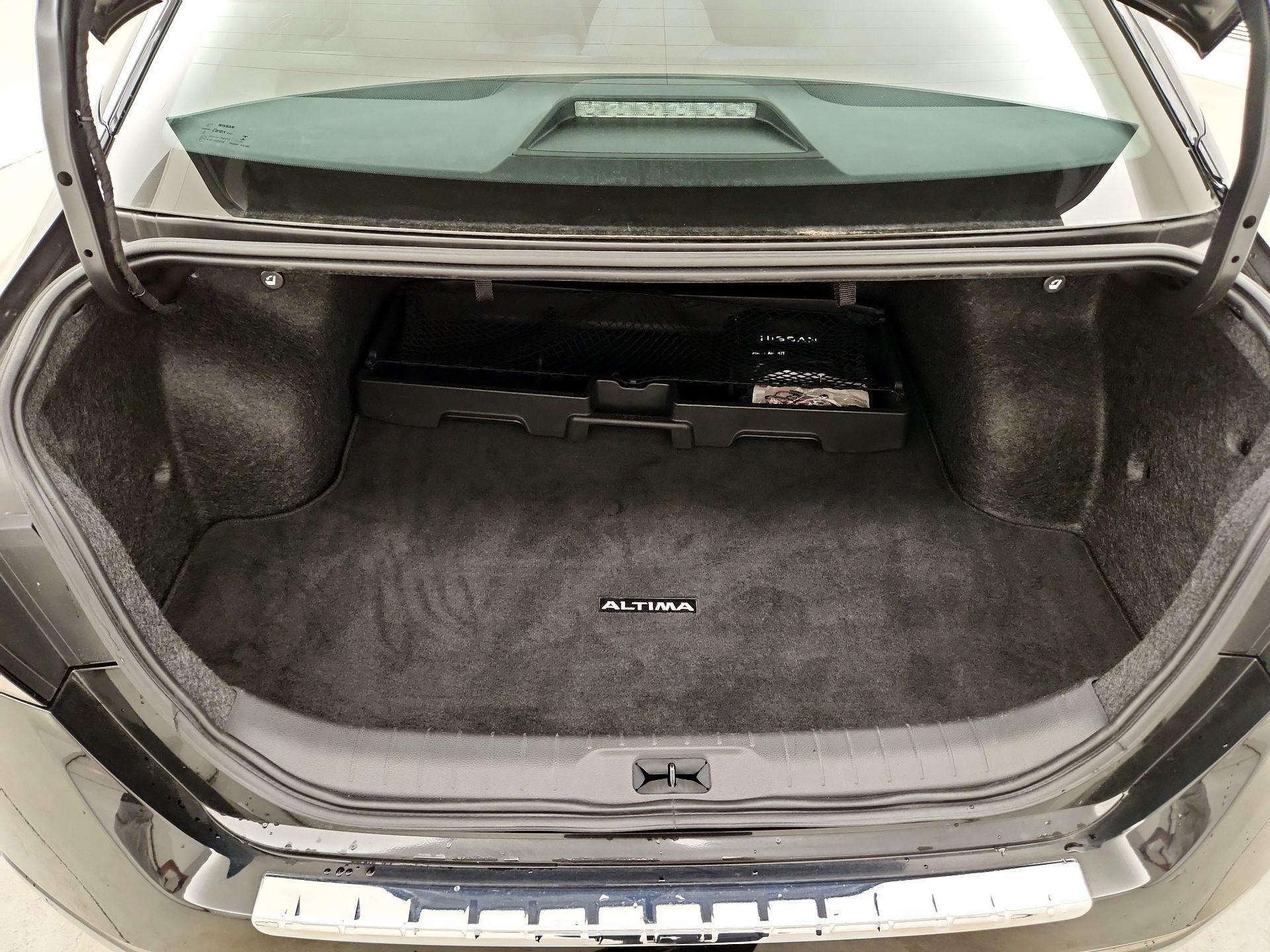 Thumbnail: 2023 Nissan Altima - 18