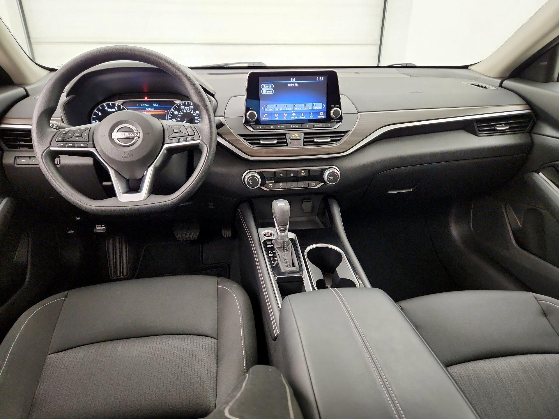 Thumbnail: 2023 Nissan Altima - 8