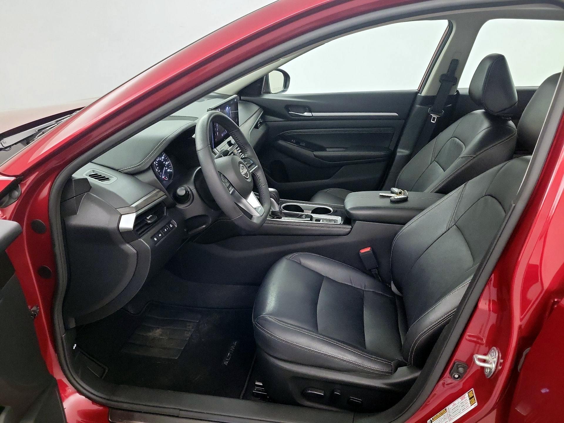 Thumbnail: 2023 Nissan Altima - 11