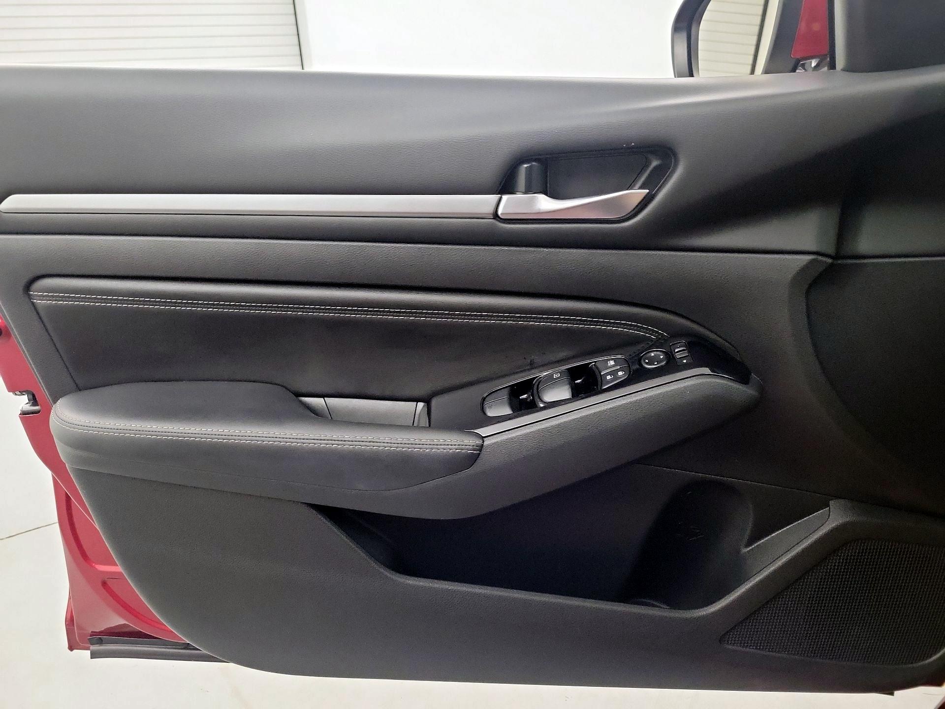 Thumbnail: 2023 Nissan Altima - 12