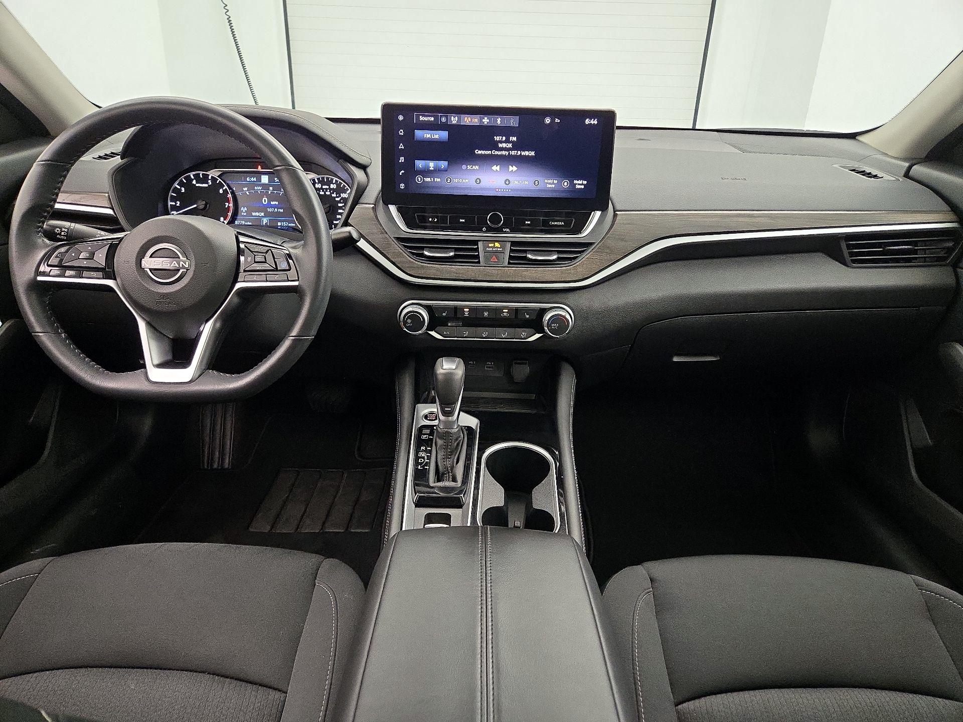 Thumbnail: 2023 Nissan Altima - 9