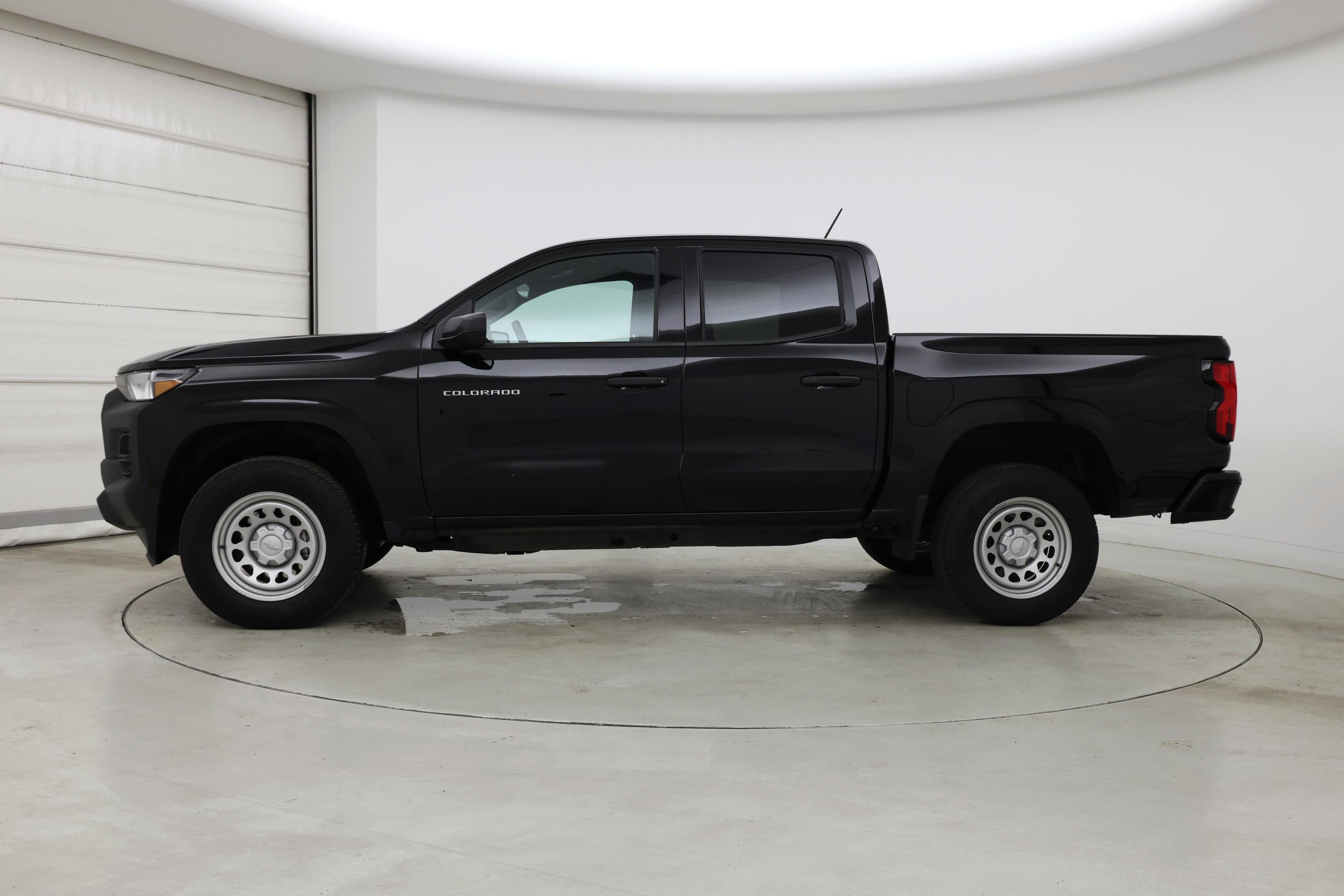 Thumbnail: 2024 Chevrolet Colorado - 3