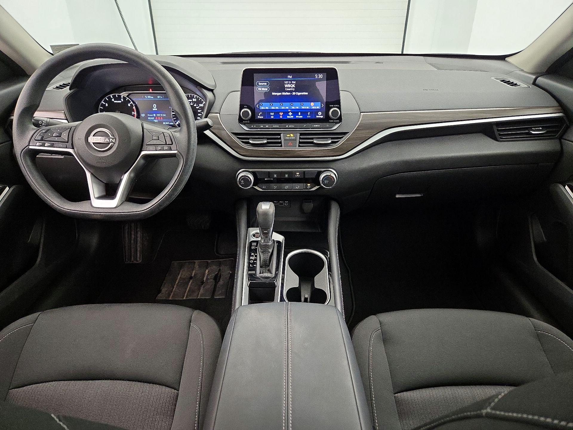 Thumbnail: 2023 Nissan Altima - 9