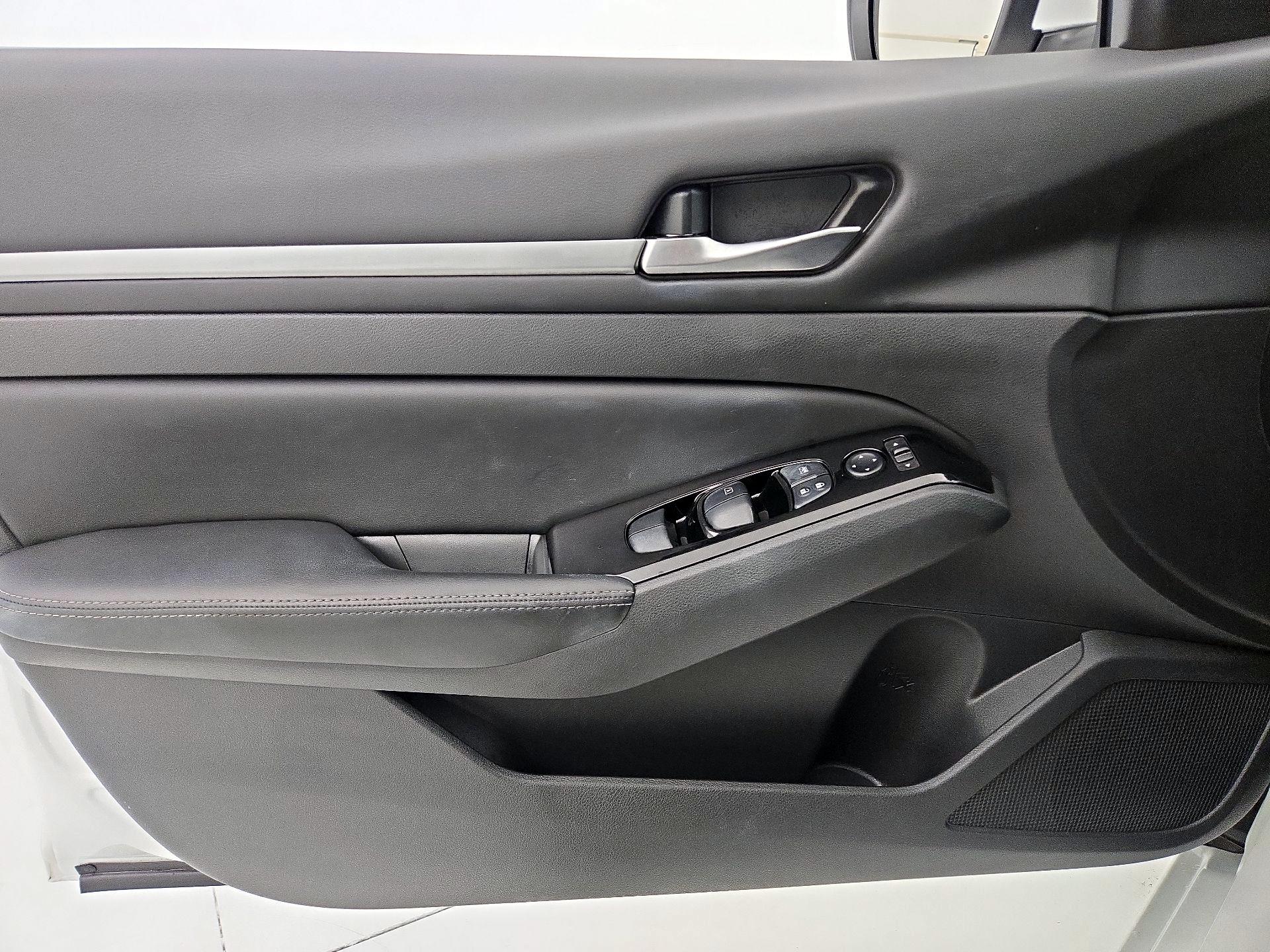 Thumbnail: 2023 Nissan Altima - 12