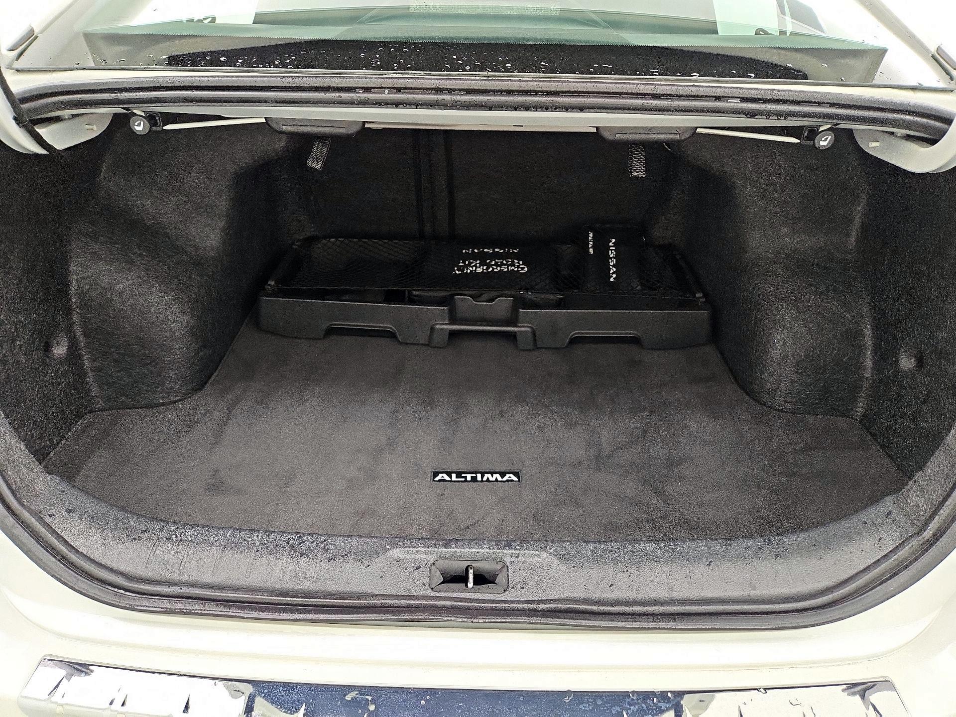 Thumbnail: 2023 Nissan Altima - 20