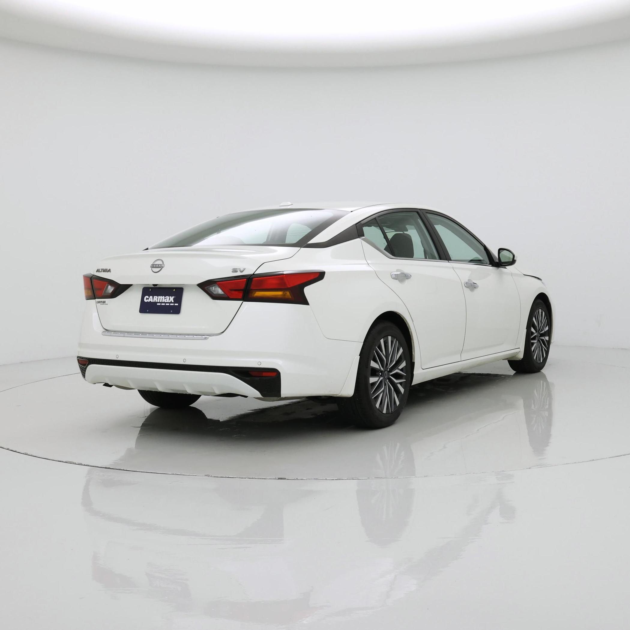 Thumbnail: 2023 Nissan Altima - 8