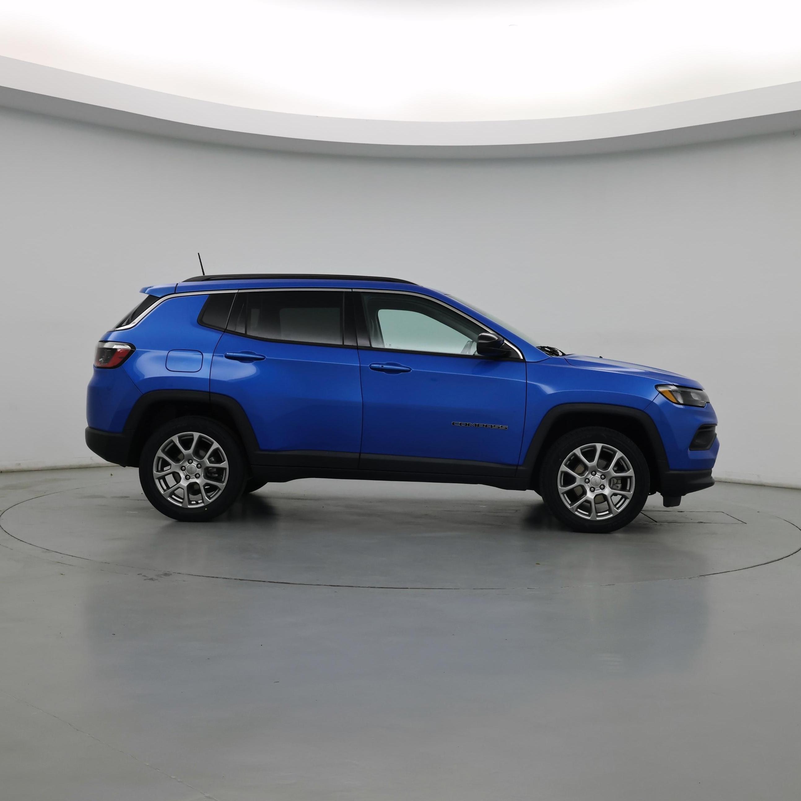 Thumbnail: 2022 Jeep Compass - 7