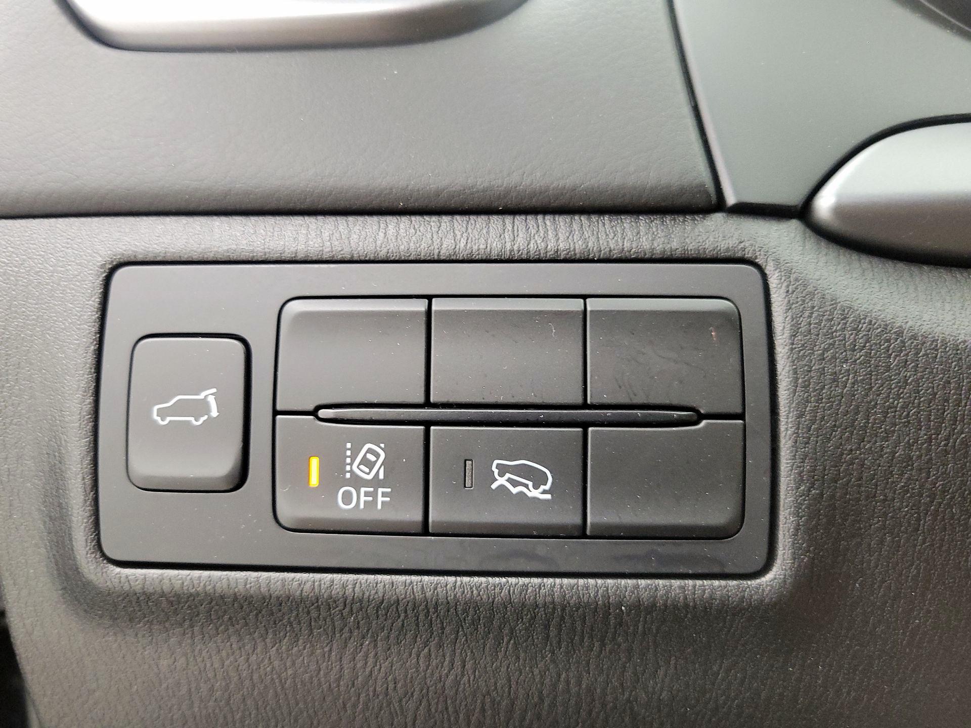 Thumbnail: 2023 Mazda CX-9 - 13