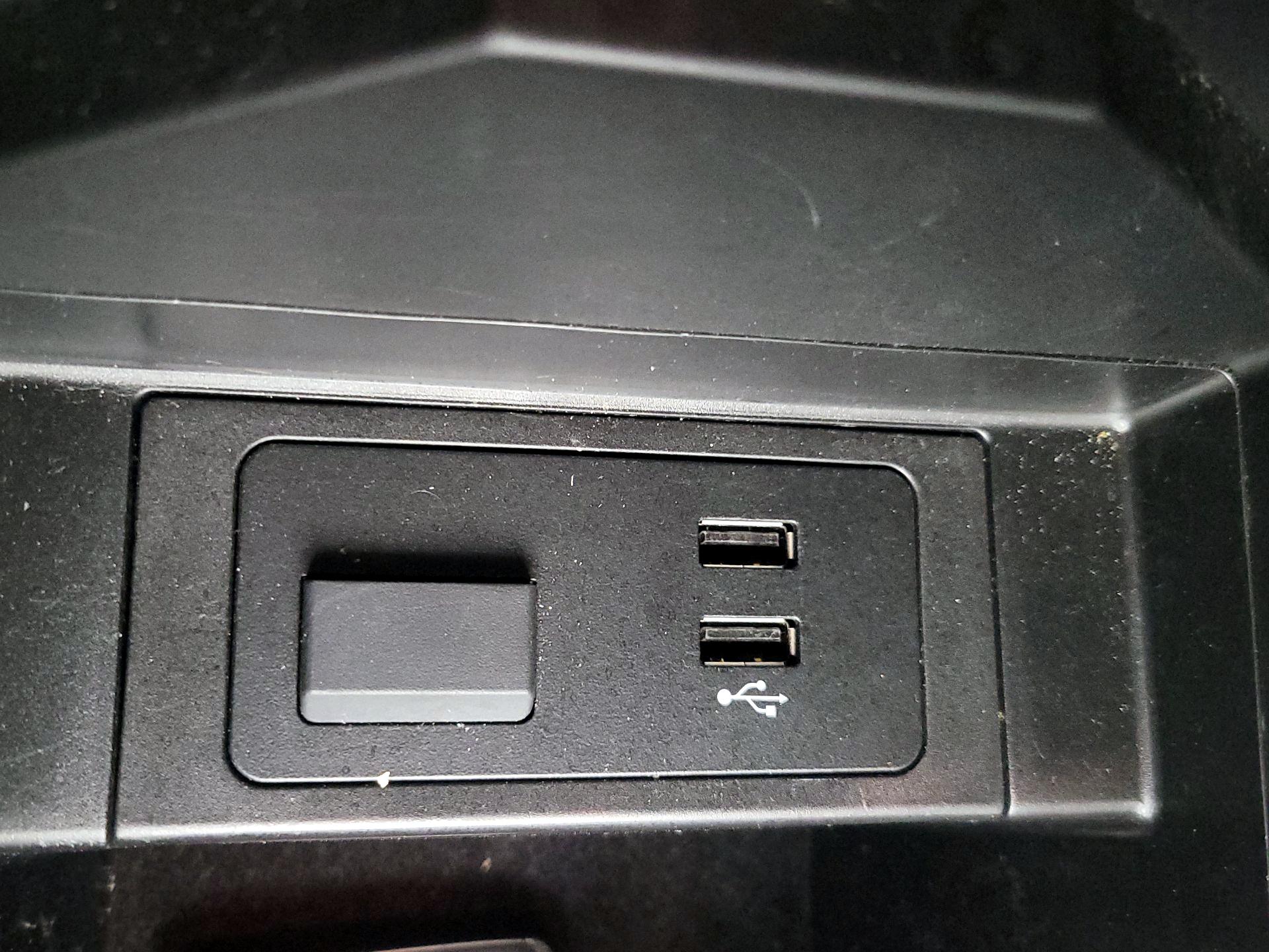 Thumbnail: 2023 Mazda CX-9 - 18