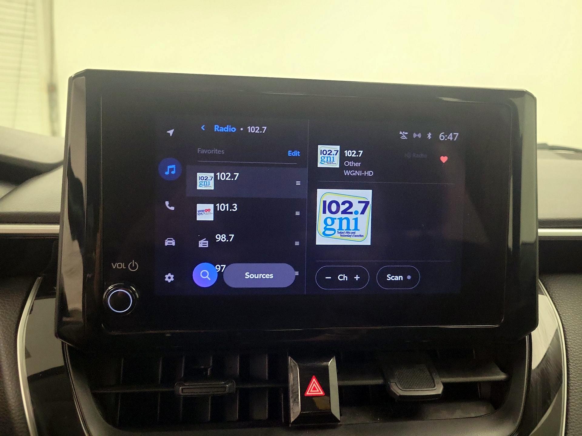 Thumbnail: 2024 Toyota Corolla - 16