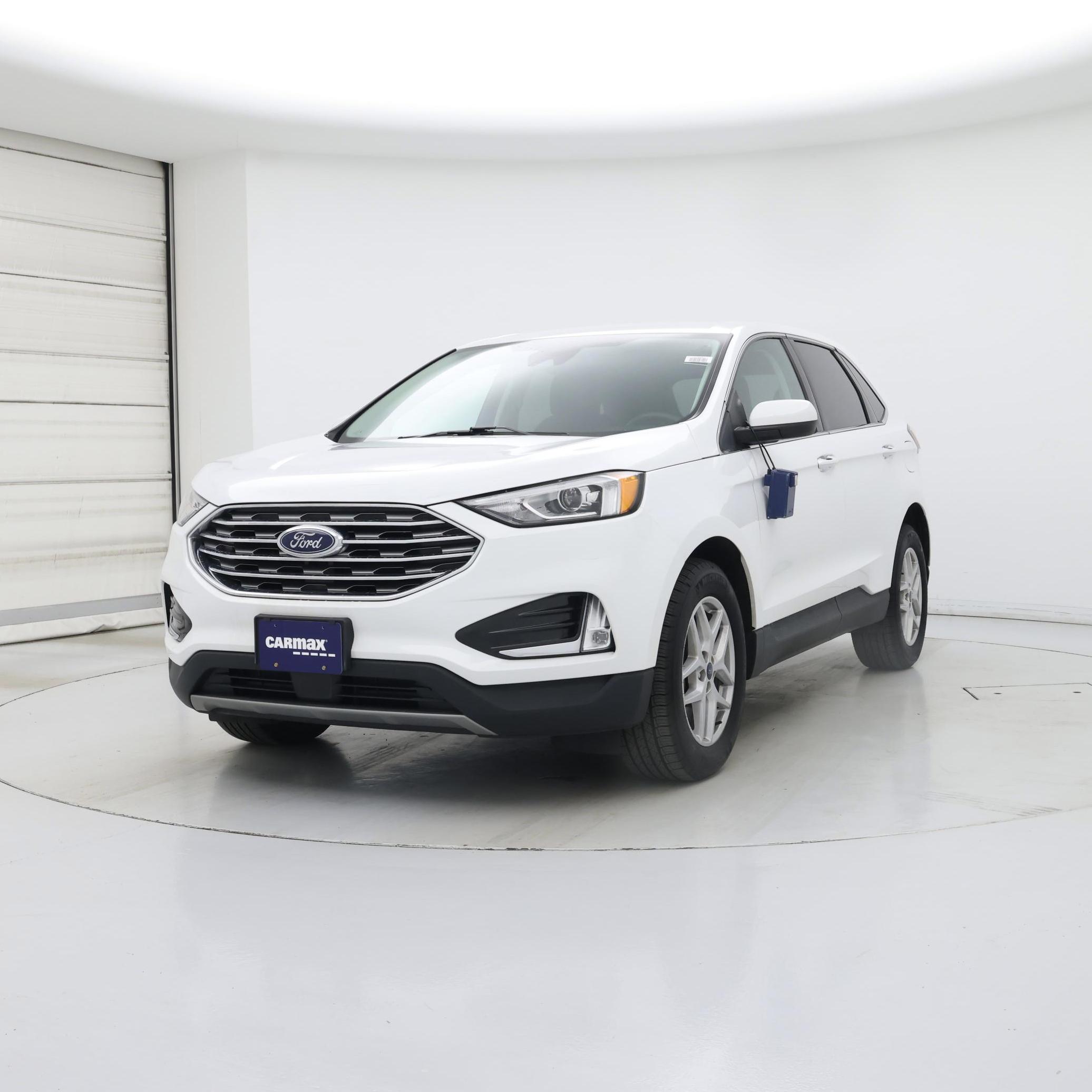 Thumbnail: 2021 Ford Edge - 4