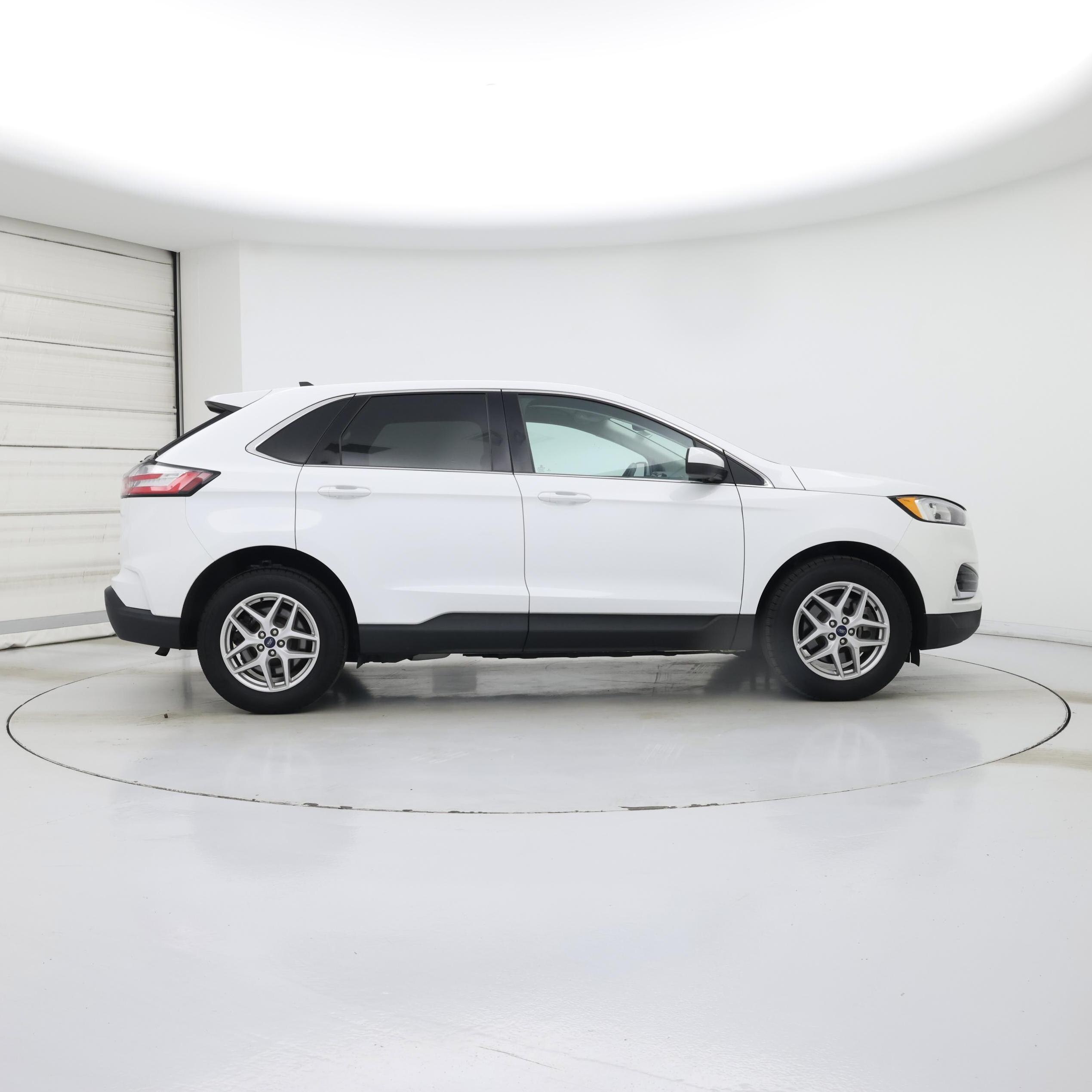 Thumbnail: 2021 Ford Edge - 7