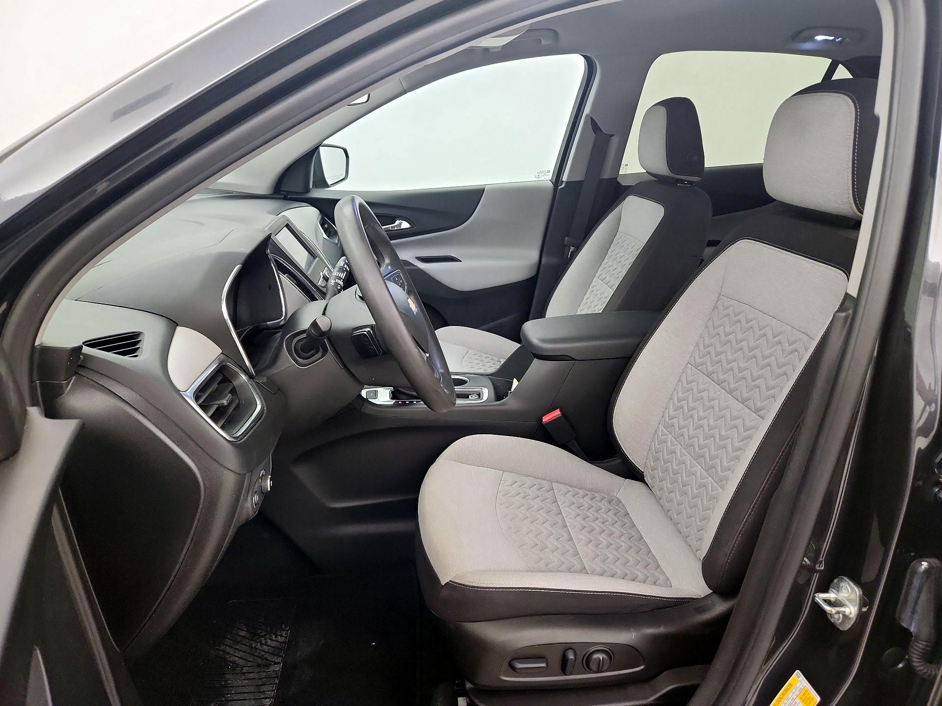 Thumbnail: 2022 Chevrolet Equinox - 11