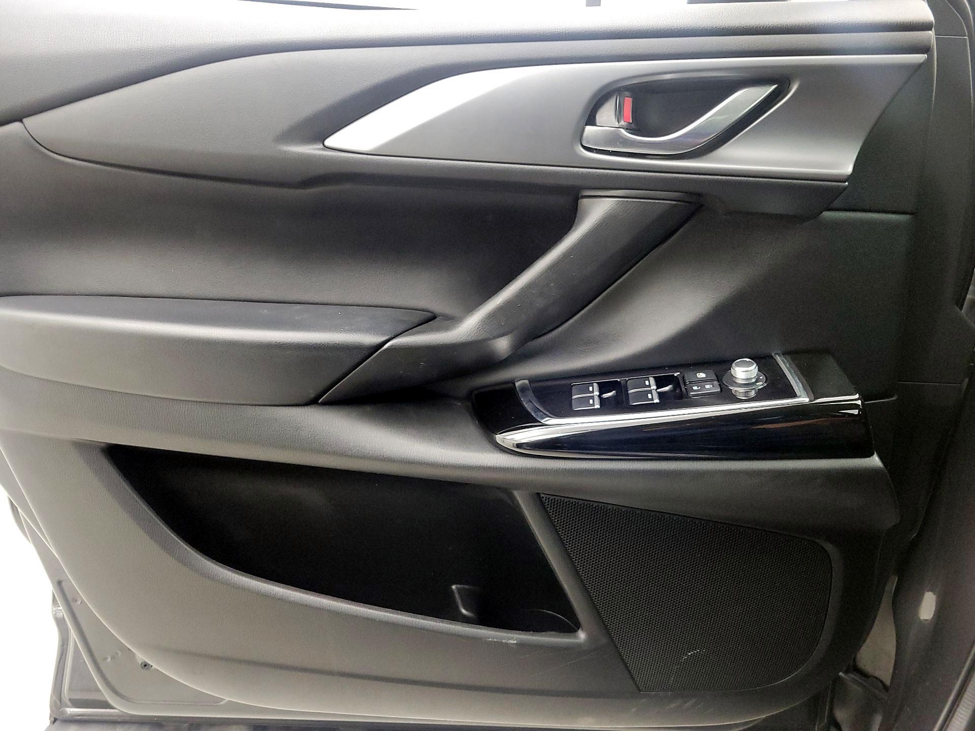 Thumbnail: 2023 Mazda CX-9 - 12