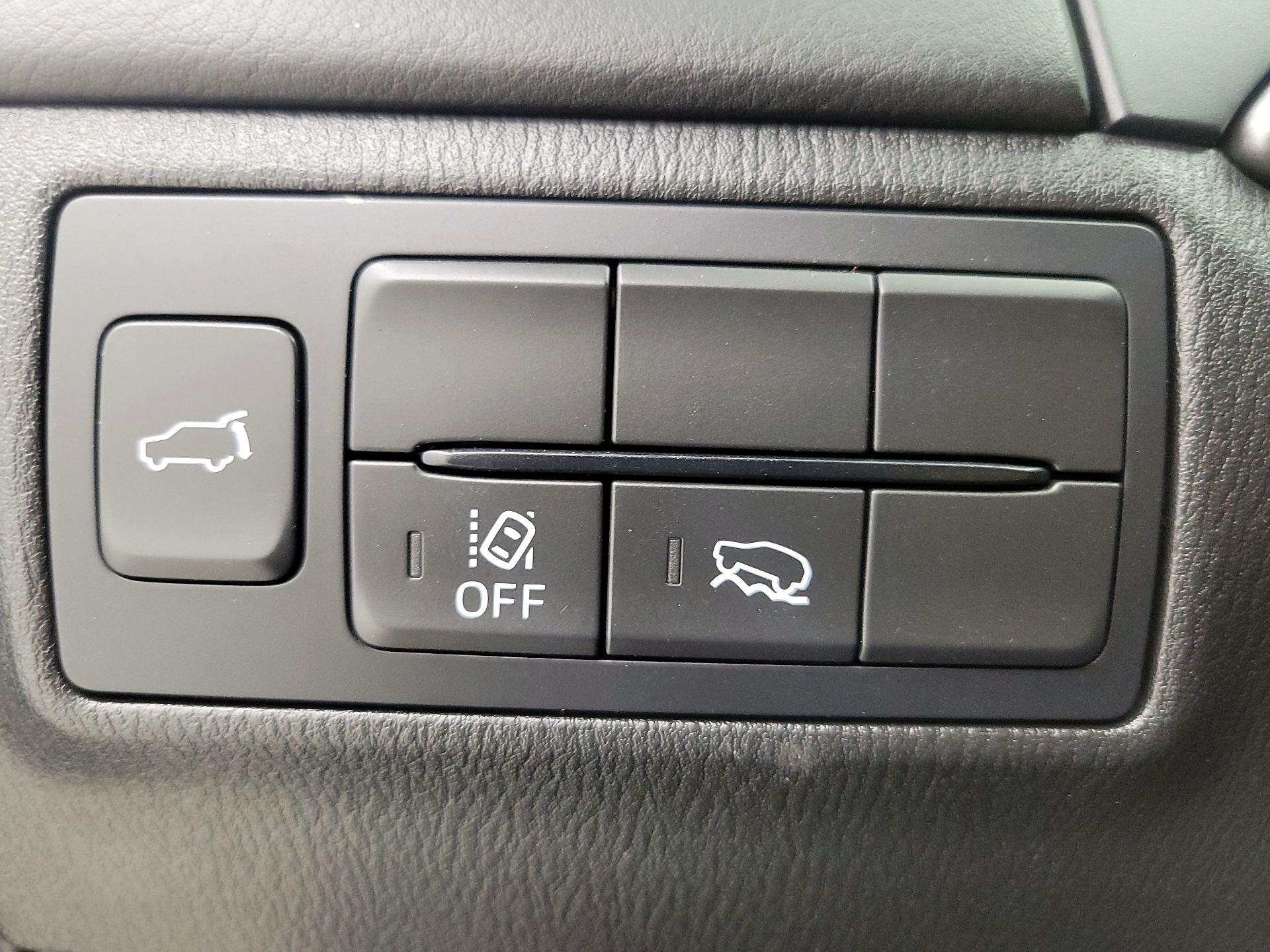 Thumbnail: 2023 Mazda CX-9 - 13