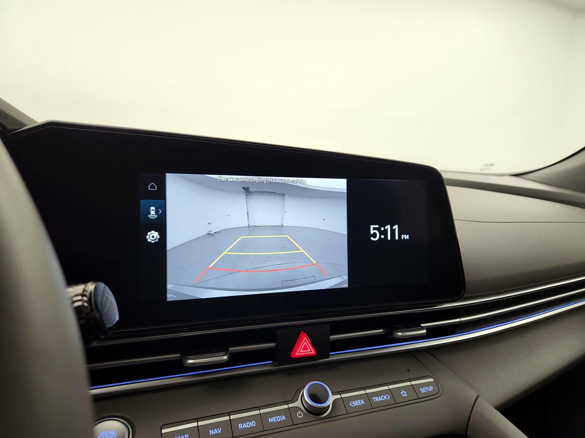 Thumbnail: 2025 Hyundai Elantra - 15