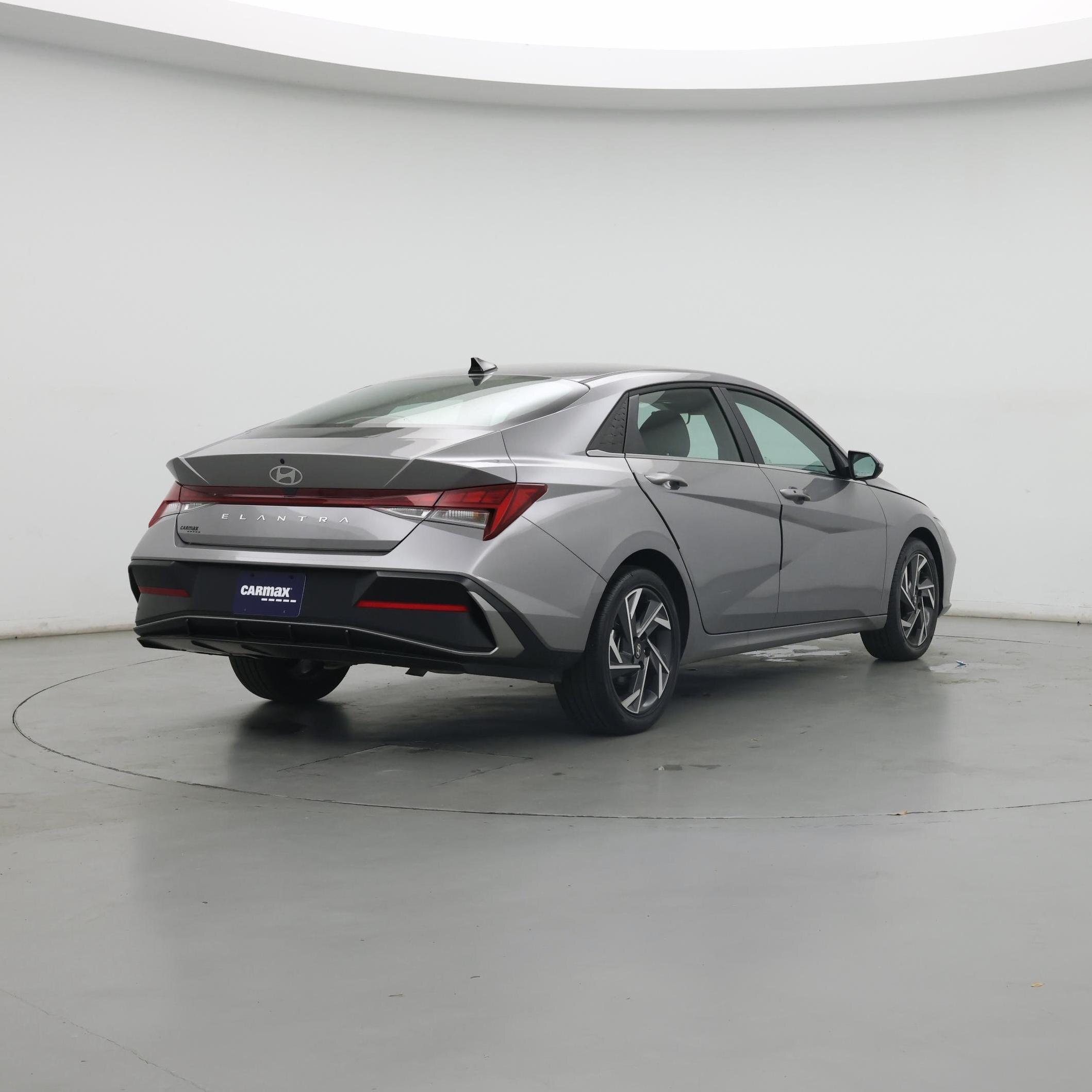 Thumbnail: 2025 Hyundai Elantra - 8