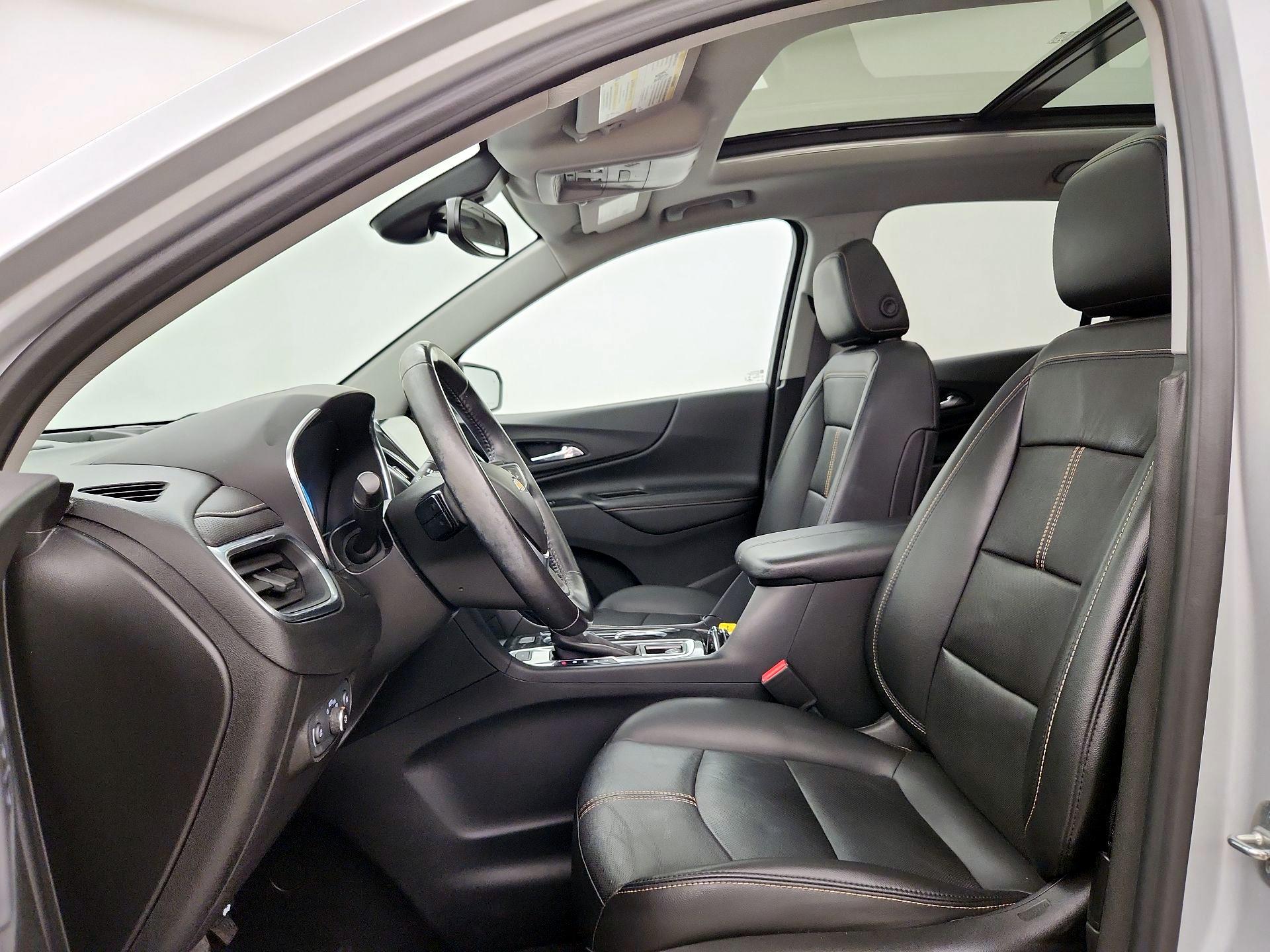 Thumbnail: 2022 Chevrolet Equinox - 11