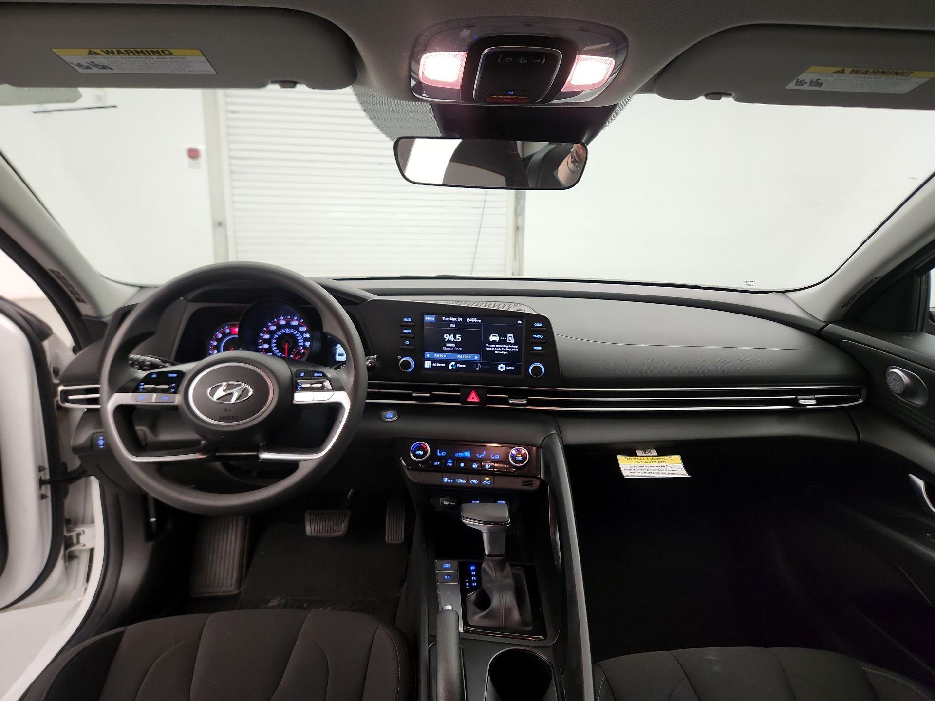 Thumbnail: 2023 Hyundai Elantra - 9