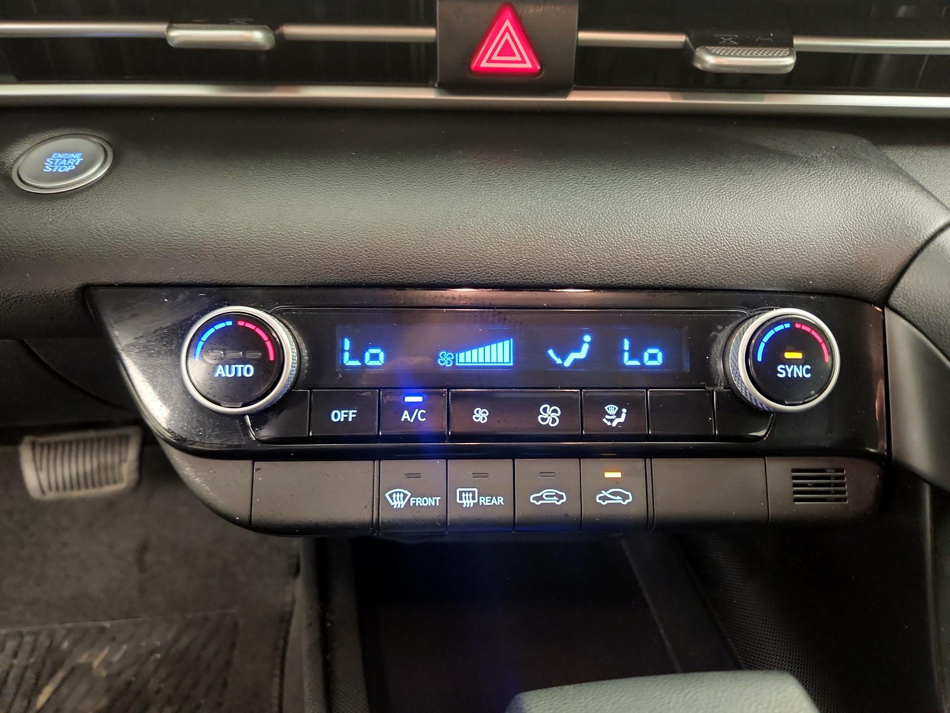 Thumbnail: 2023 Hyundai Elantra - 16