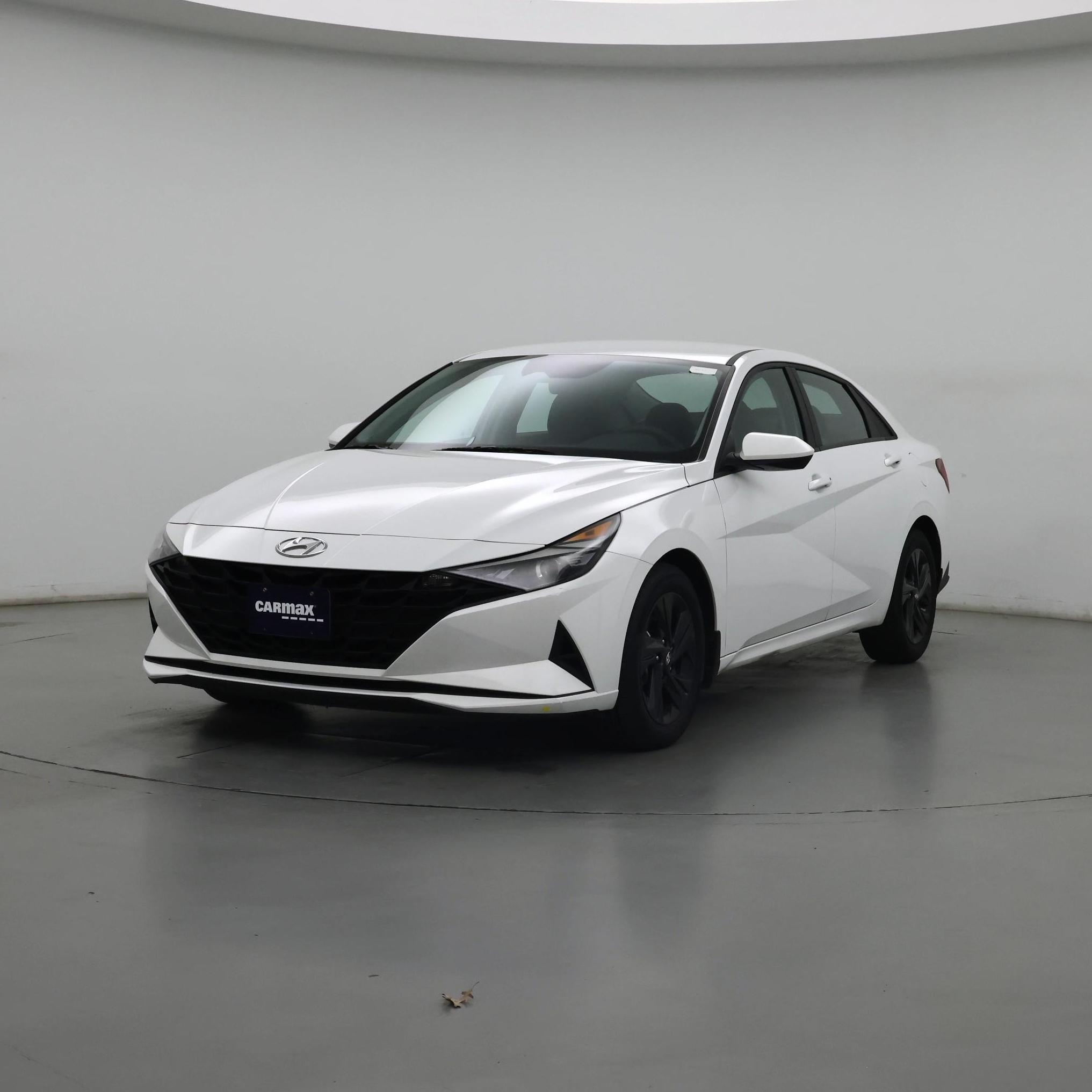 Thumbnail: 2023 Hyundai Elantra - 4