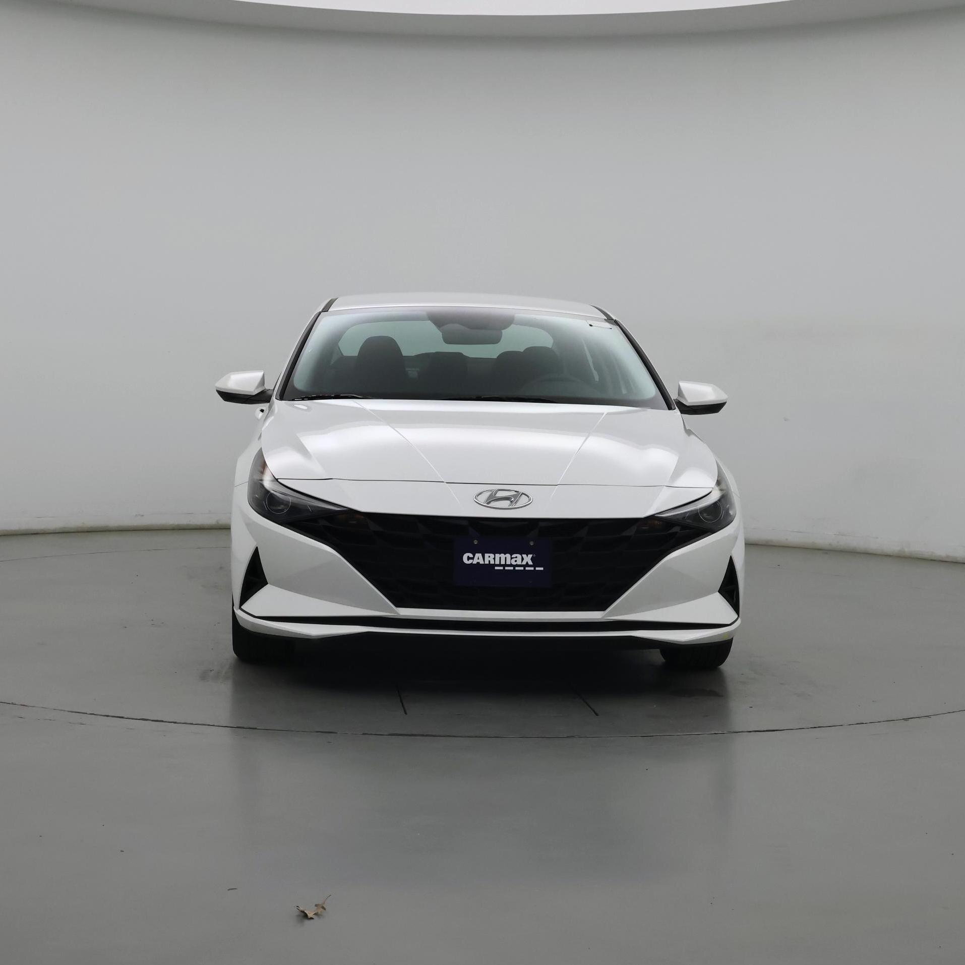Thumbnail: 2023 Hyundai Elantra - 5