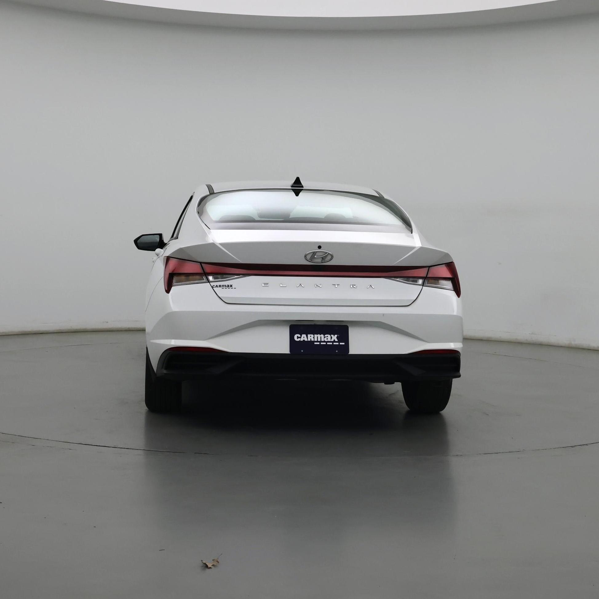 Thumbnail: 2023 Hyundai Elantra - 6