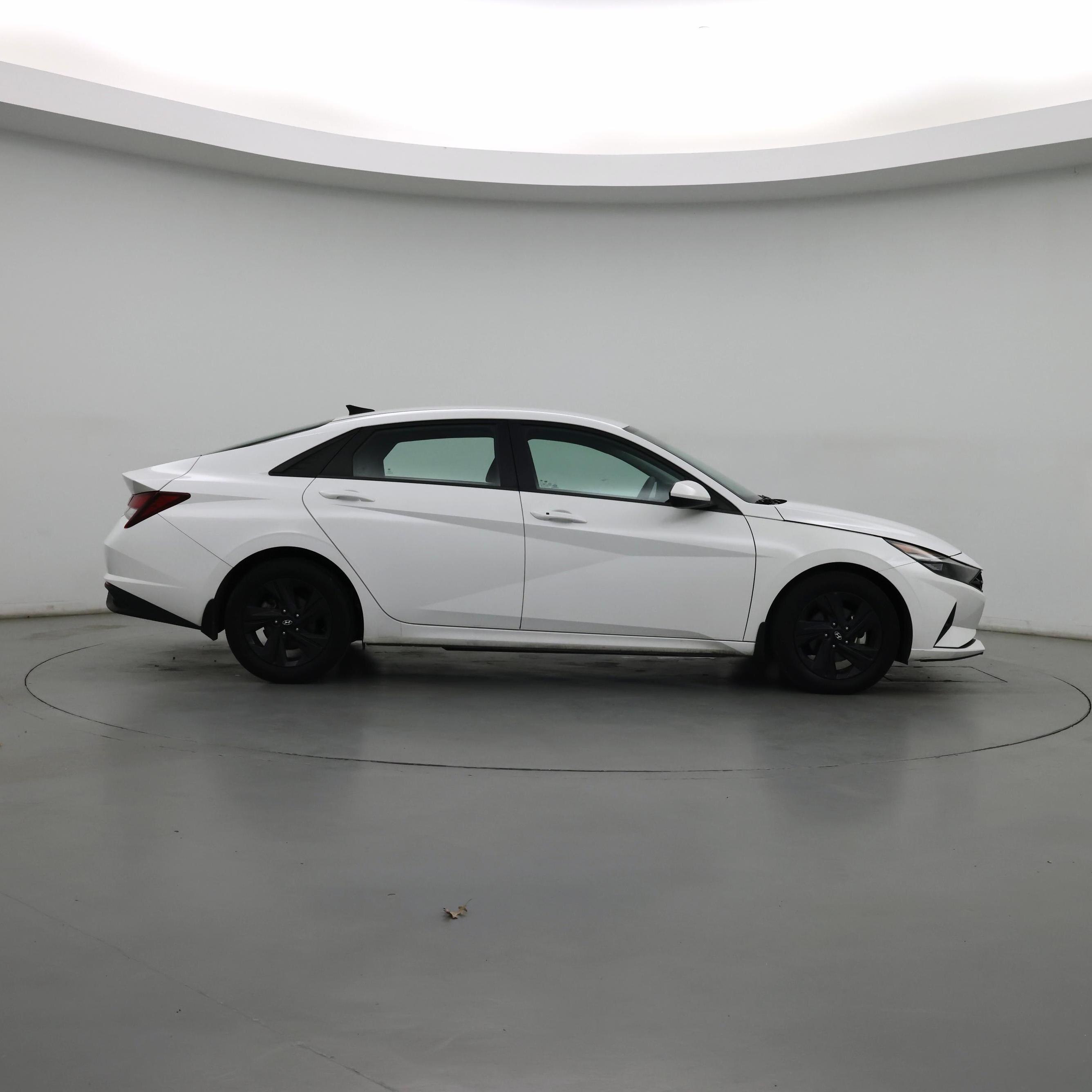 Thumbnail: 2023 Hyundai Elantra - 7