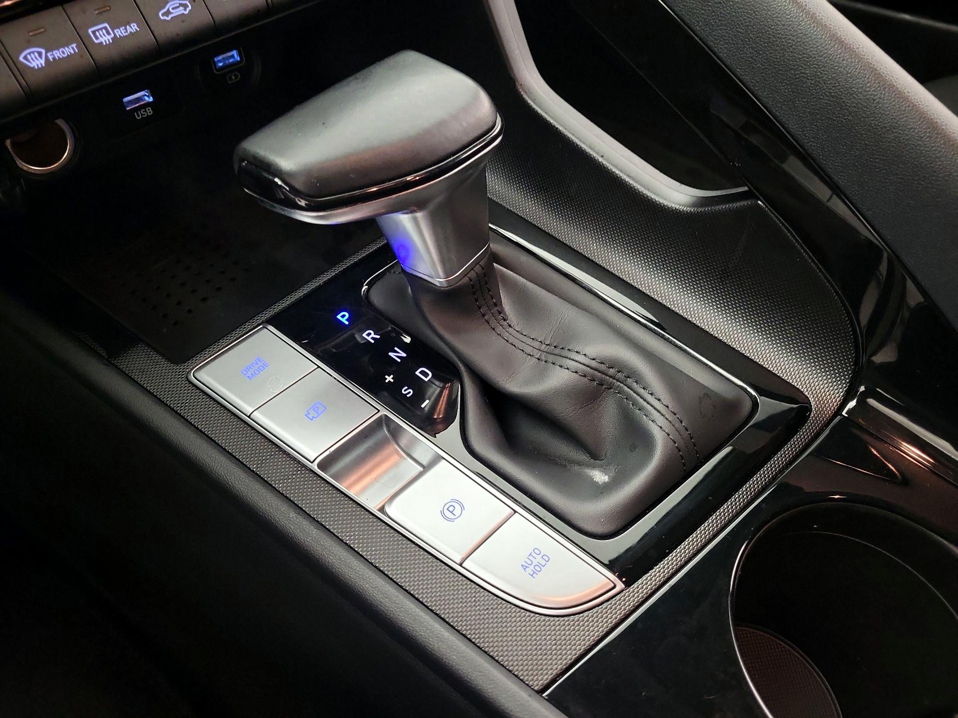 Thumbnail: 2023 Hyundai Elantra - 18