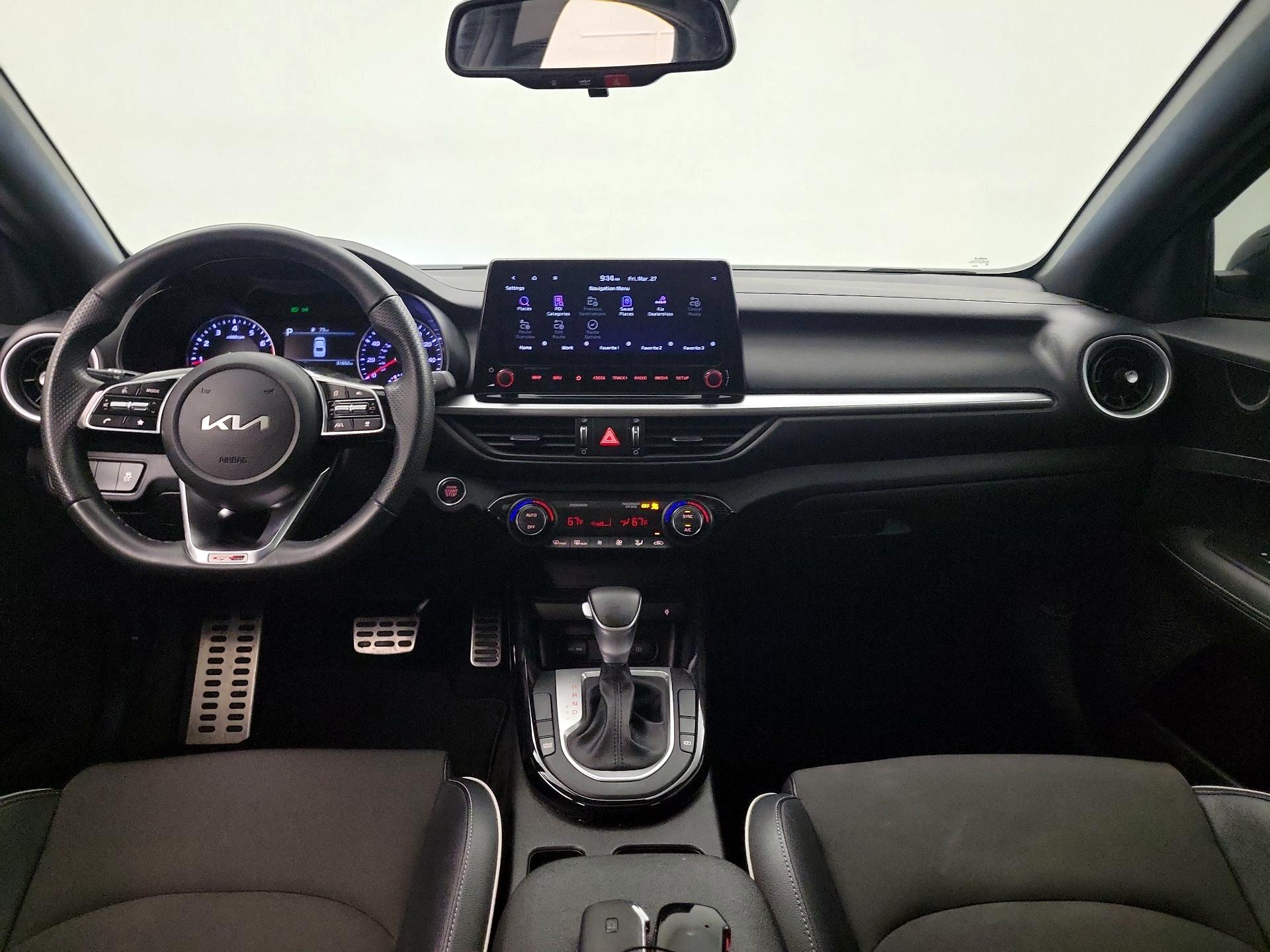 Thumbnail: 2023 Kia Forte - 9