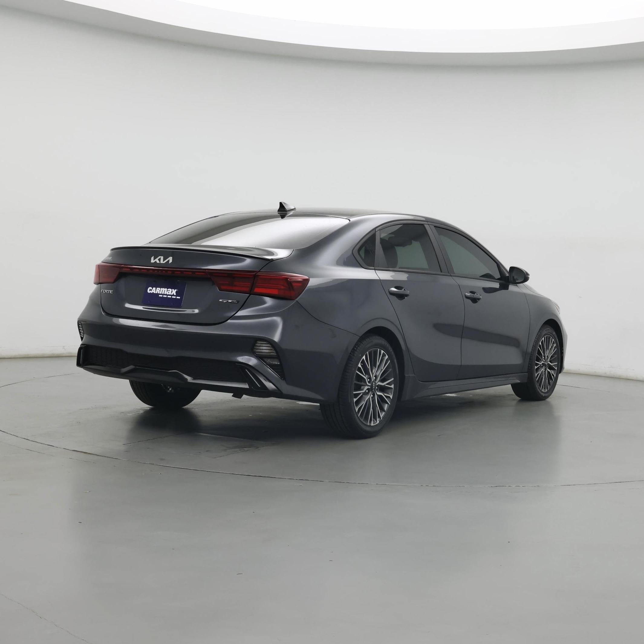 Thumbnail: 2023 Kia Forte - 8