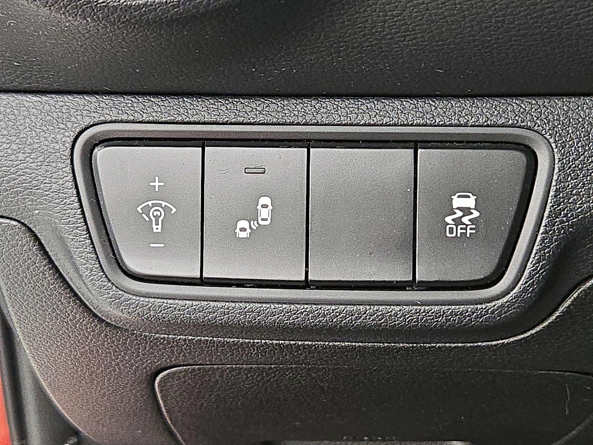 Thumbnail: 2023 Kia Forte - 13