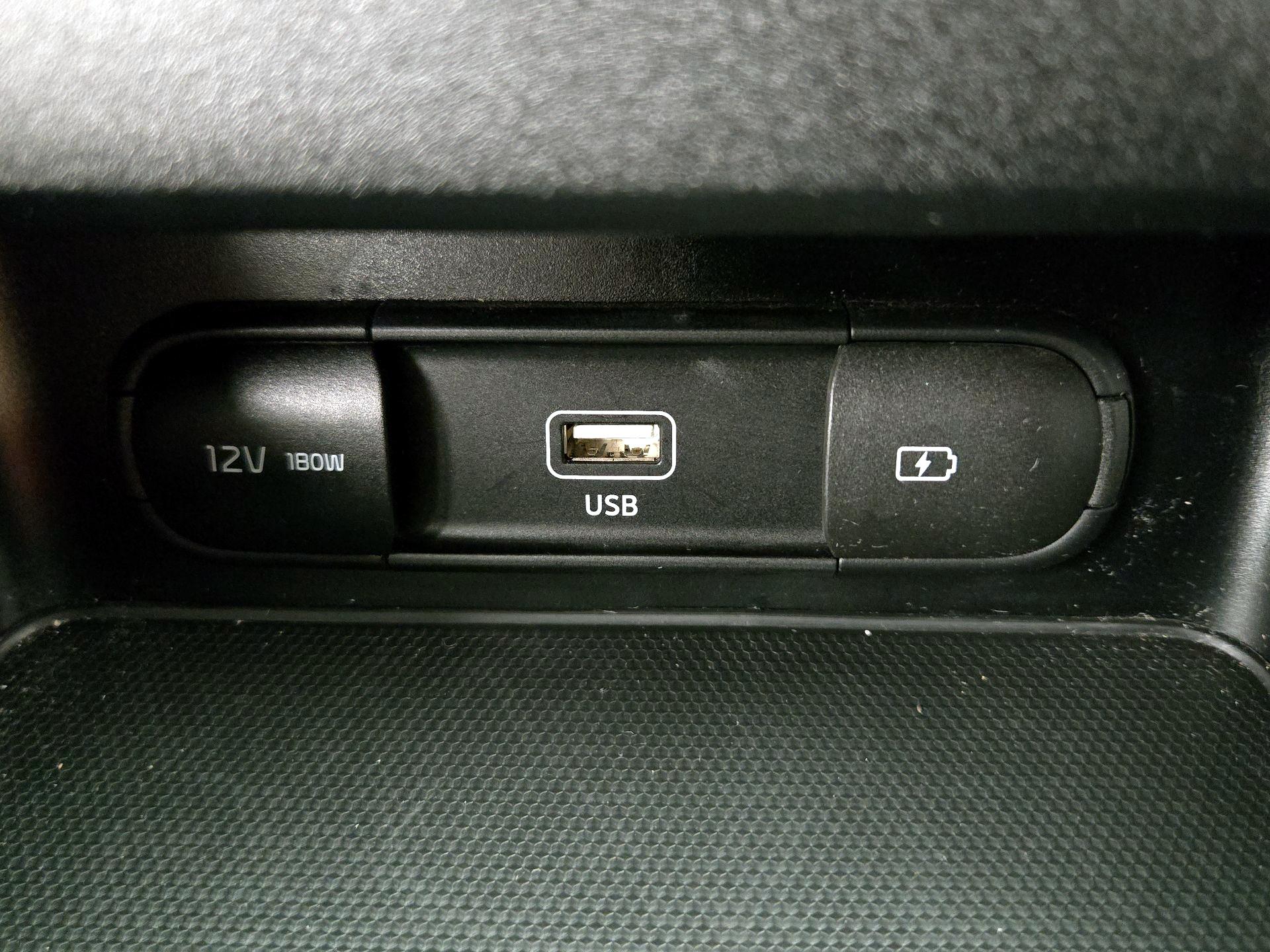 Thumbnail: 2023 Kia Forte - 19