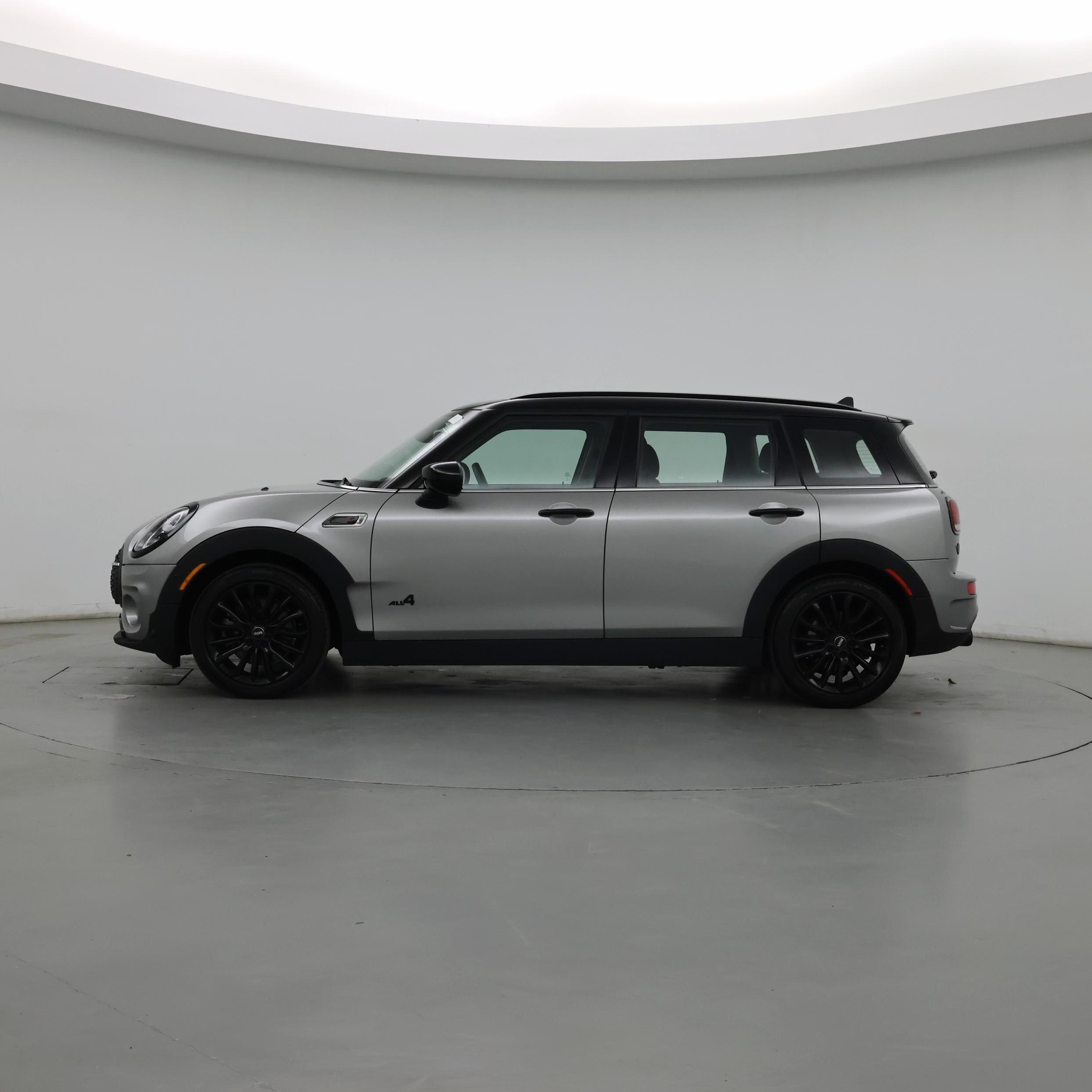 Thumbnail: 2023 MINI Cooper Clubman - 3