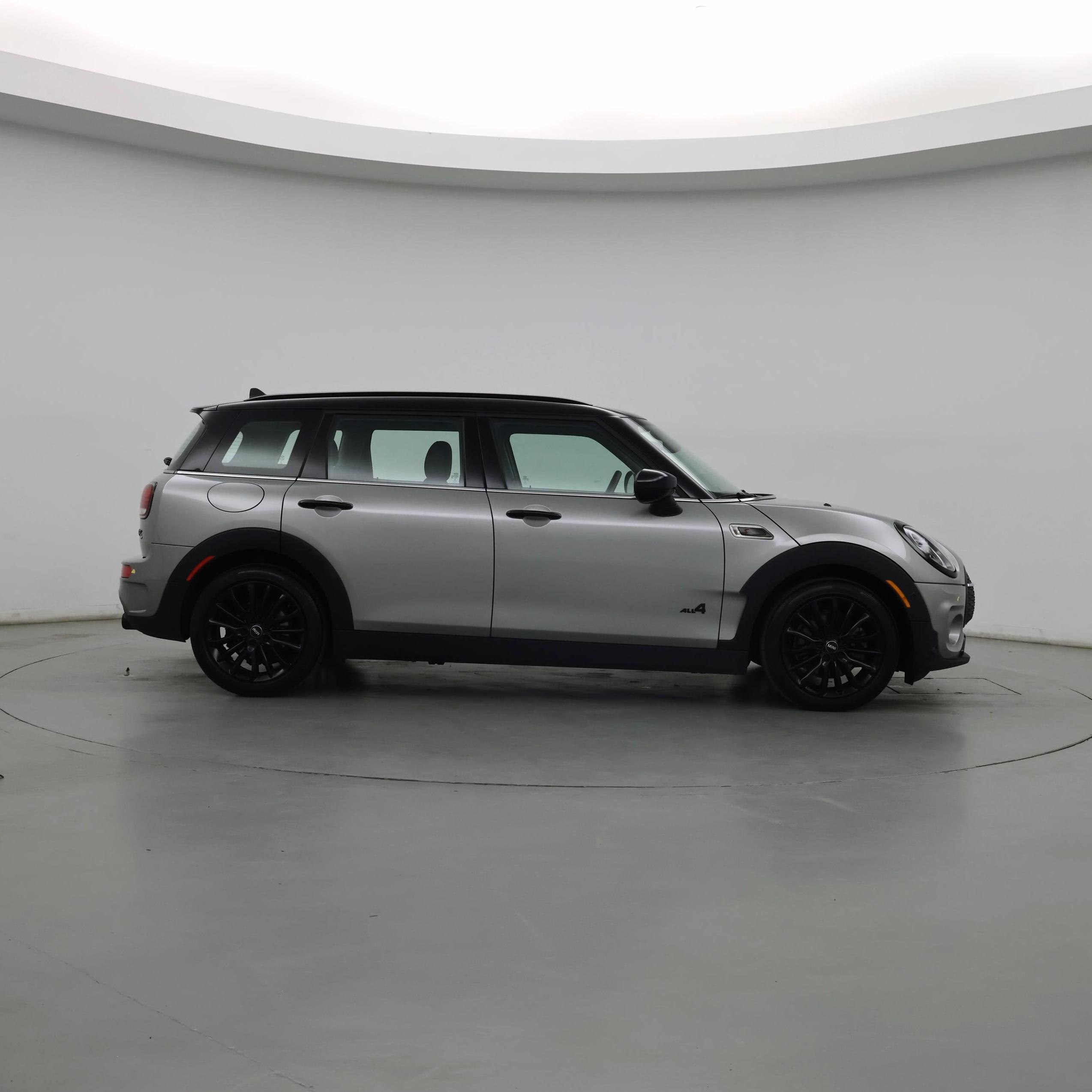 Thumbnail: 2023 MINI Cooper Clubman - 7