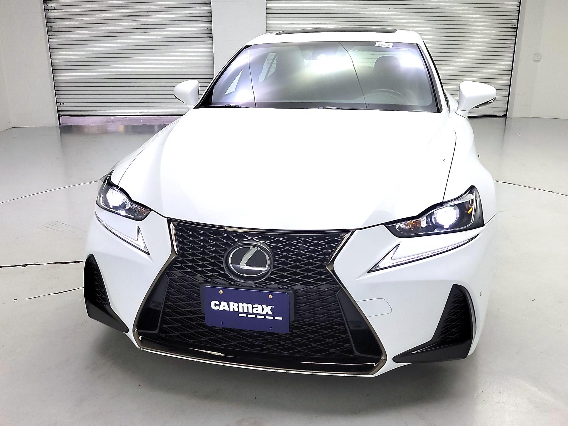Thumbnail: 2020 Lexus IS - 2