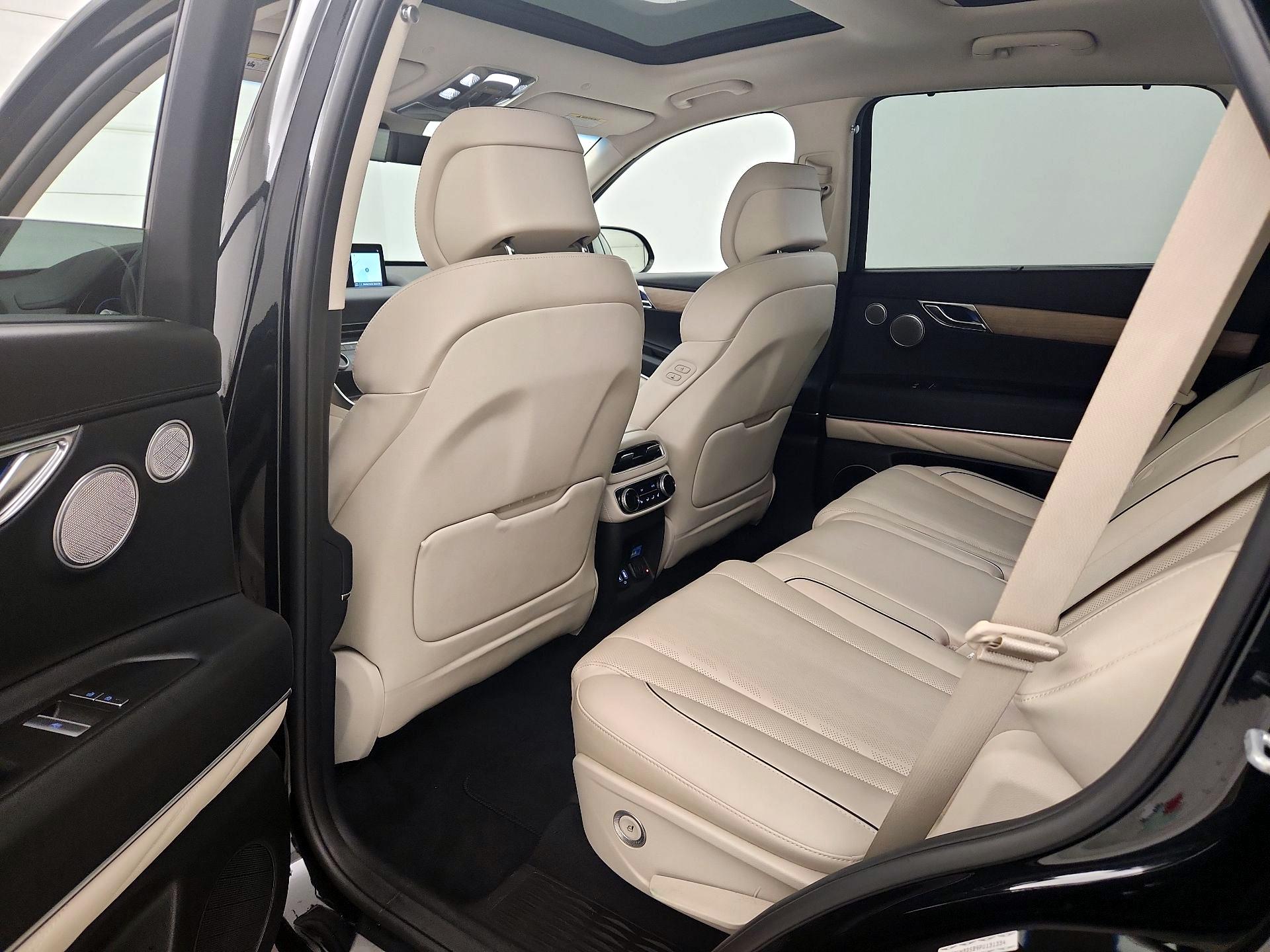 Thumbnail: 2023 Genesis GV80 - 19