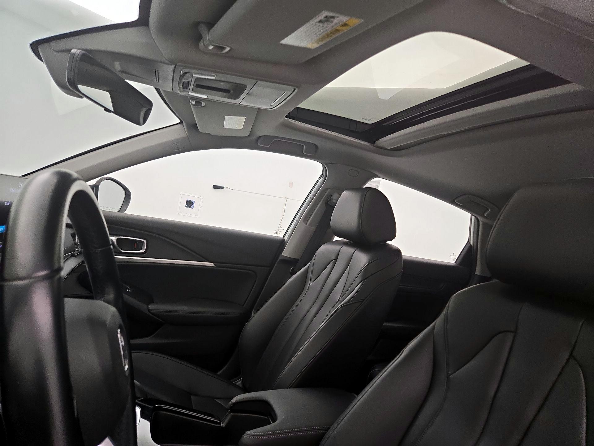 Thumbnail: 2023 Acura Integra - 19