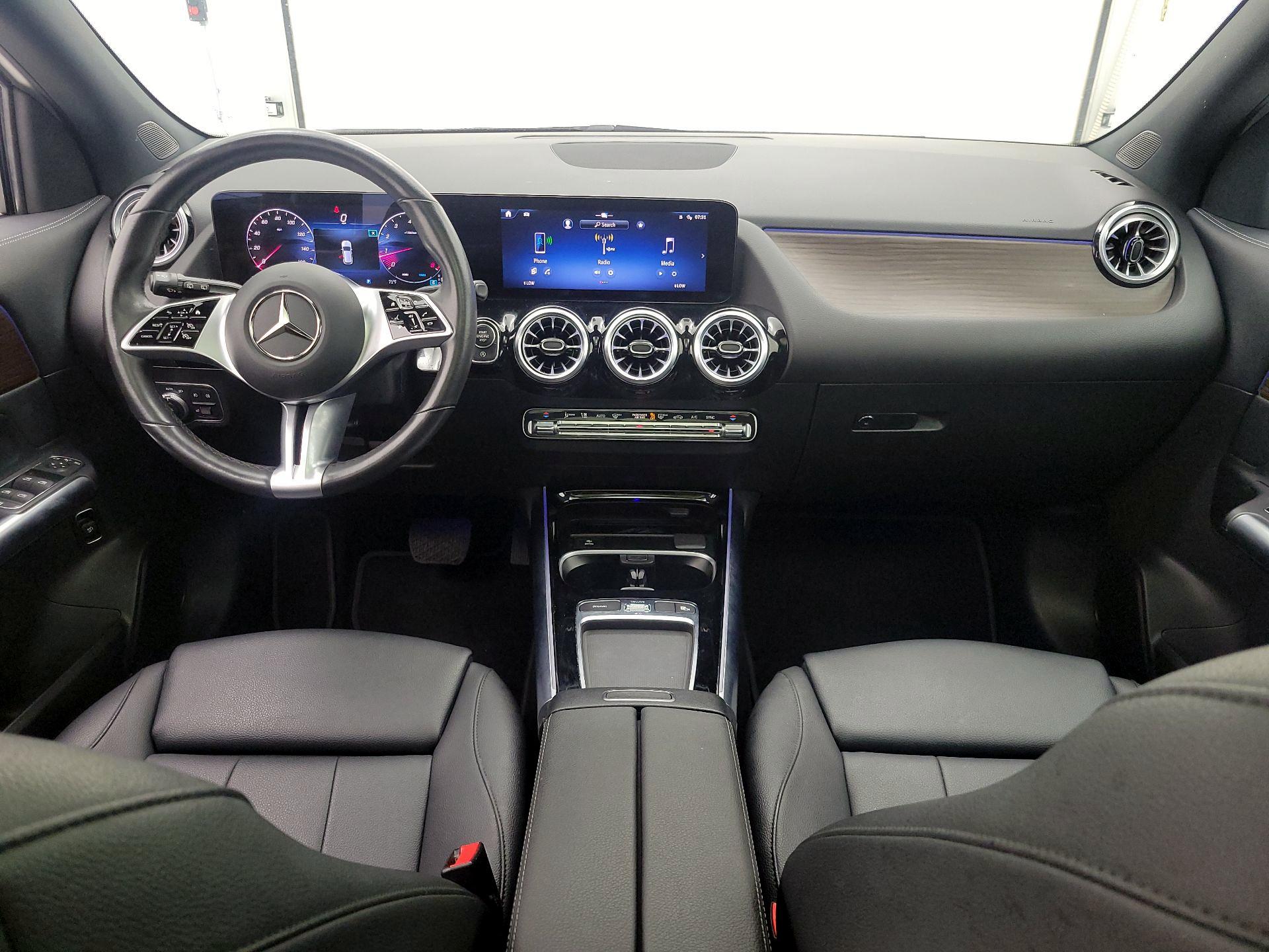 Thumbnail: 2024 Mercedes-Benz GLA - 9