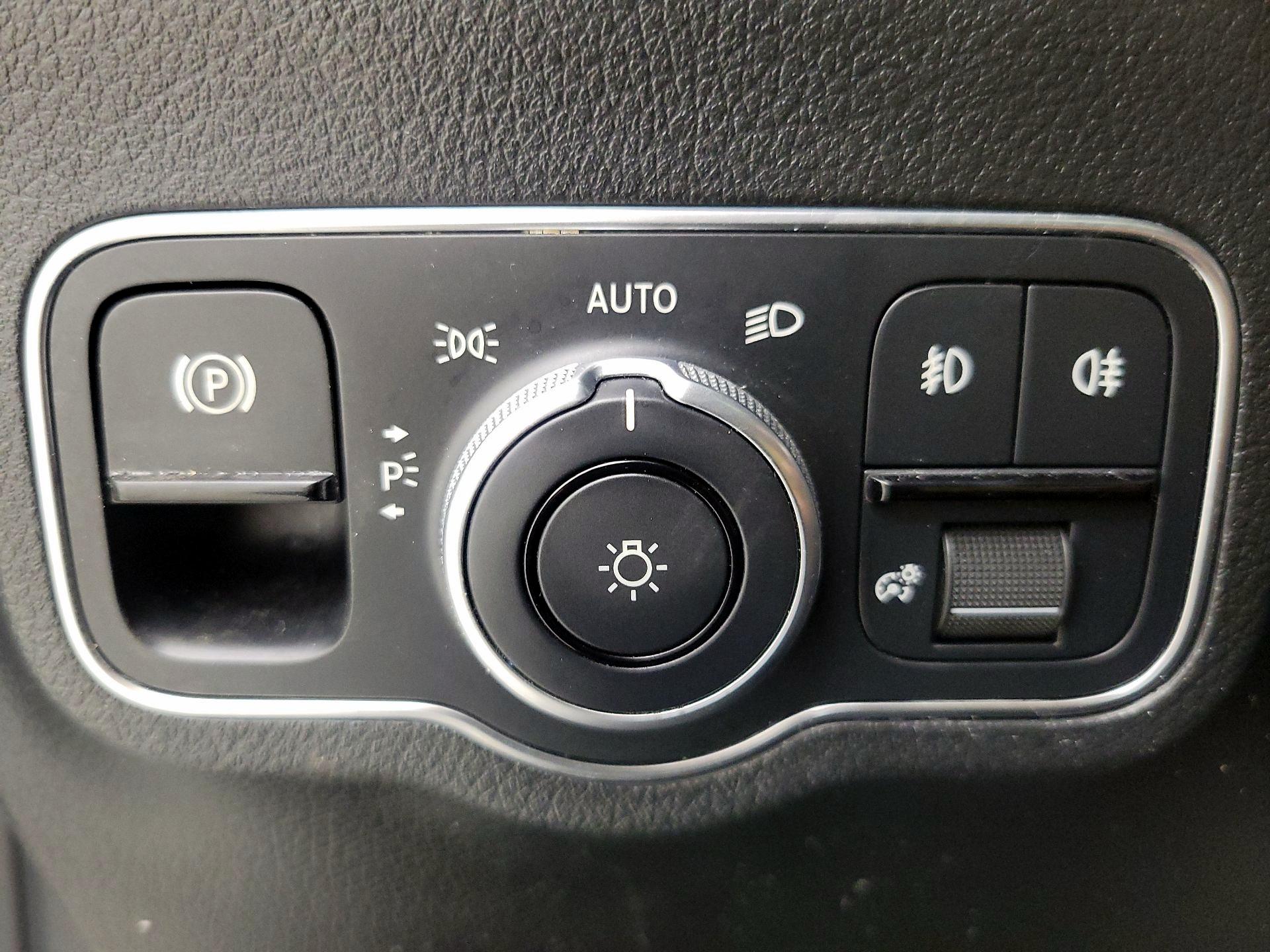 Thumbnail: 2024 Mercedes-Benz GLA - 13