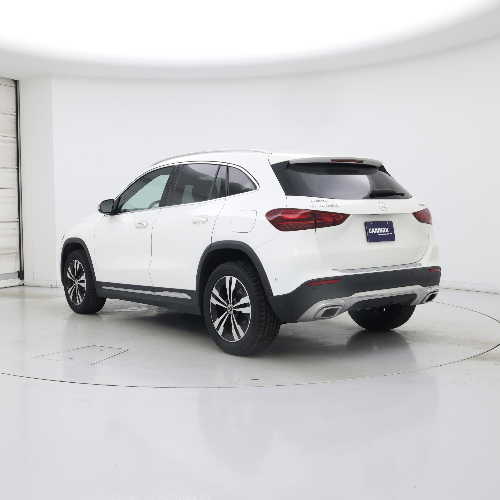 Thumbnail: 2024 Mercedes-Benz GLA - 2