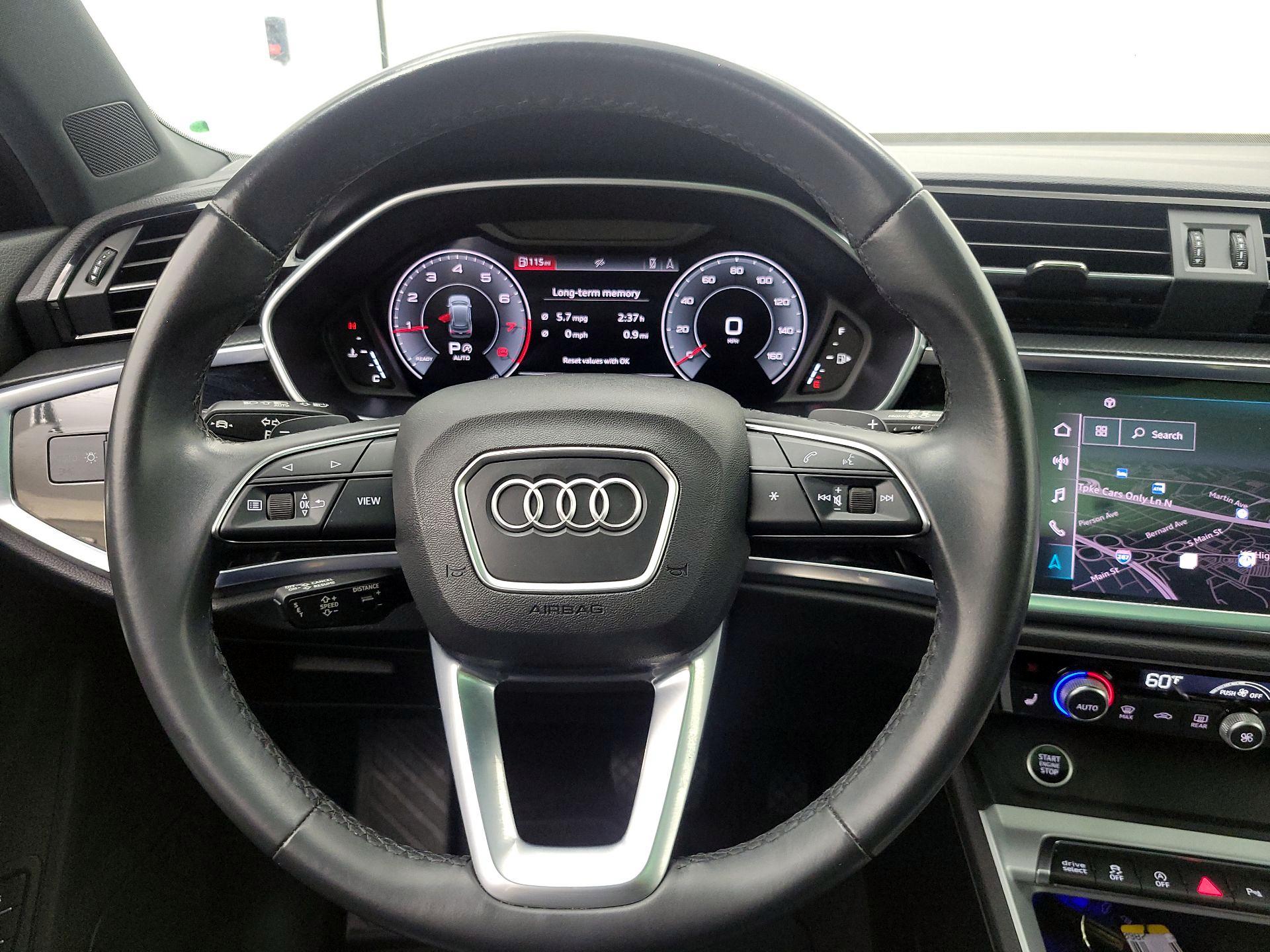 Thumbnail: 2022 Audi Q3 - 10