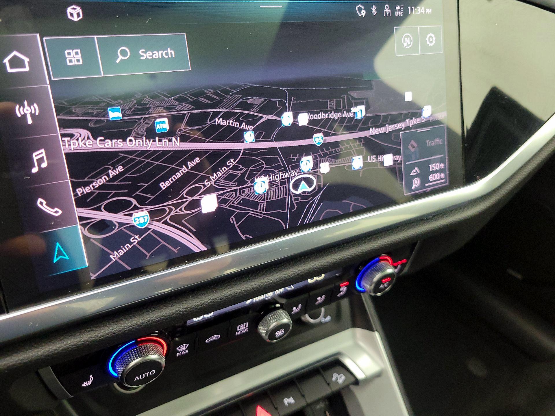 Thumbnail: 2022 Audi Q3 - 14