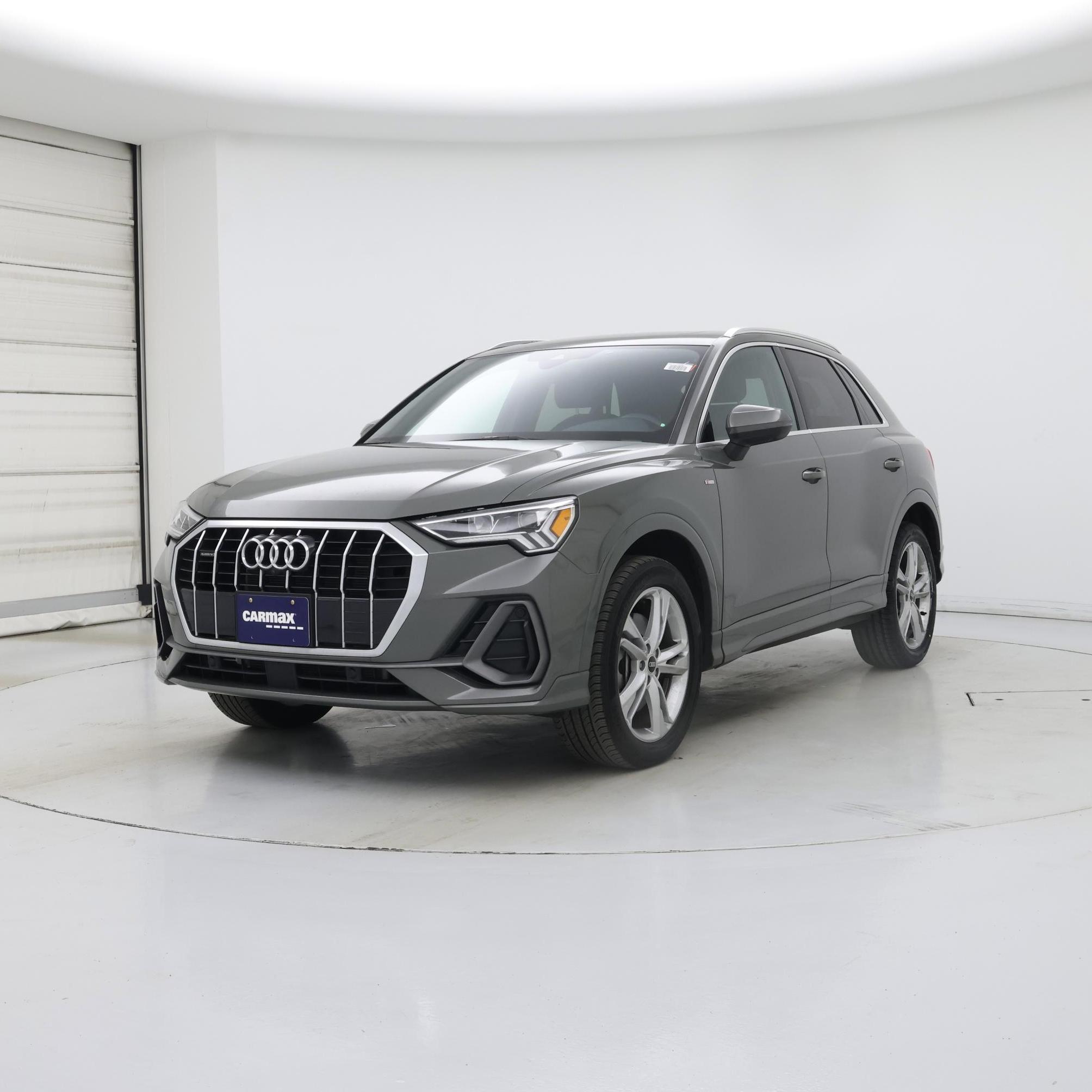 Thumbnail: 2022 Audi Q3 - 4